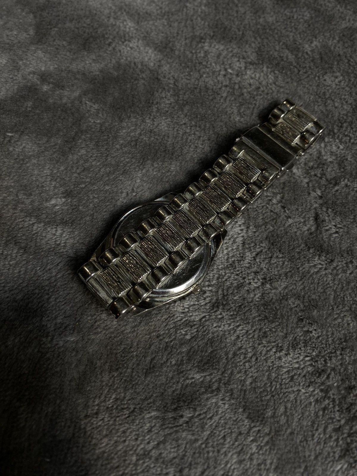Jewelry × Vintage Futuristic Vintage Quartz Watch | 100% Working Size ONE SIZE - 8 Thumbnail