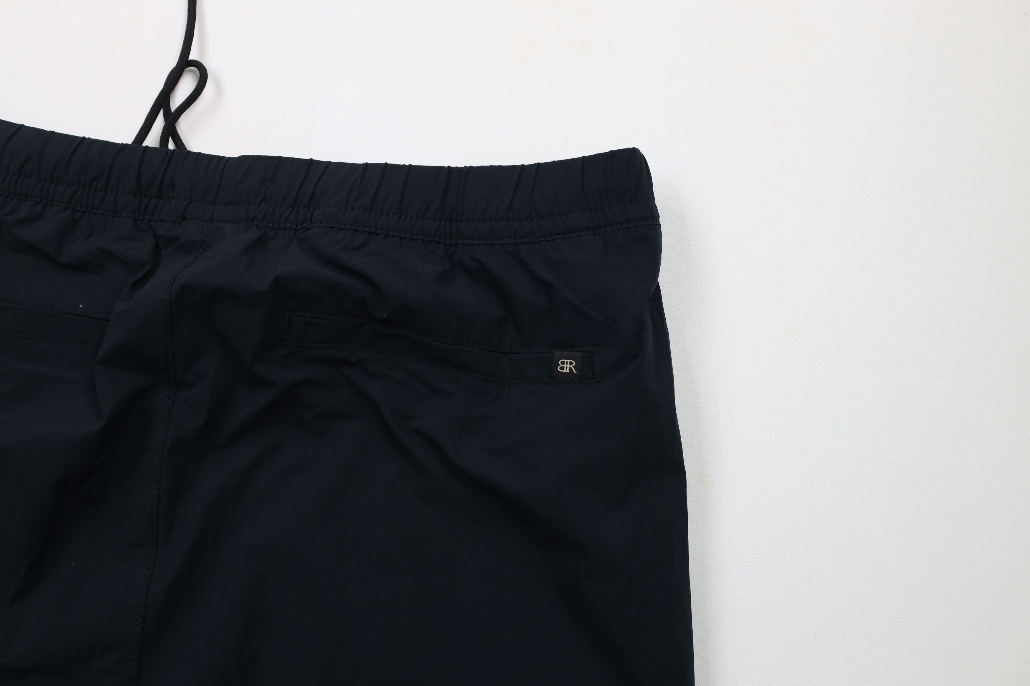 Banana Republic × Vintage New Banana Republic Tech Cuffed Joggers Jogger Pants Black Size US 36 / EU 52 - 11 Thumbnail