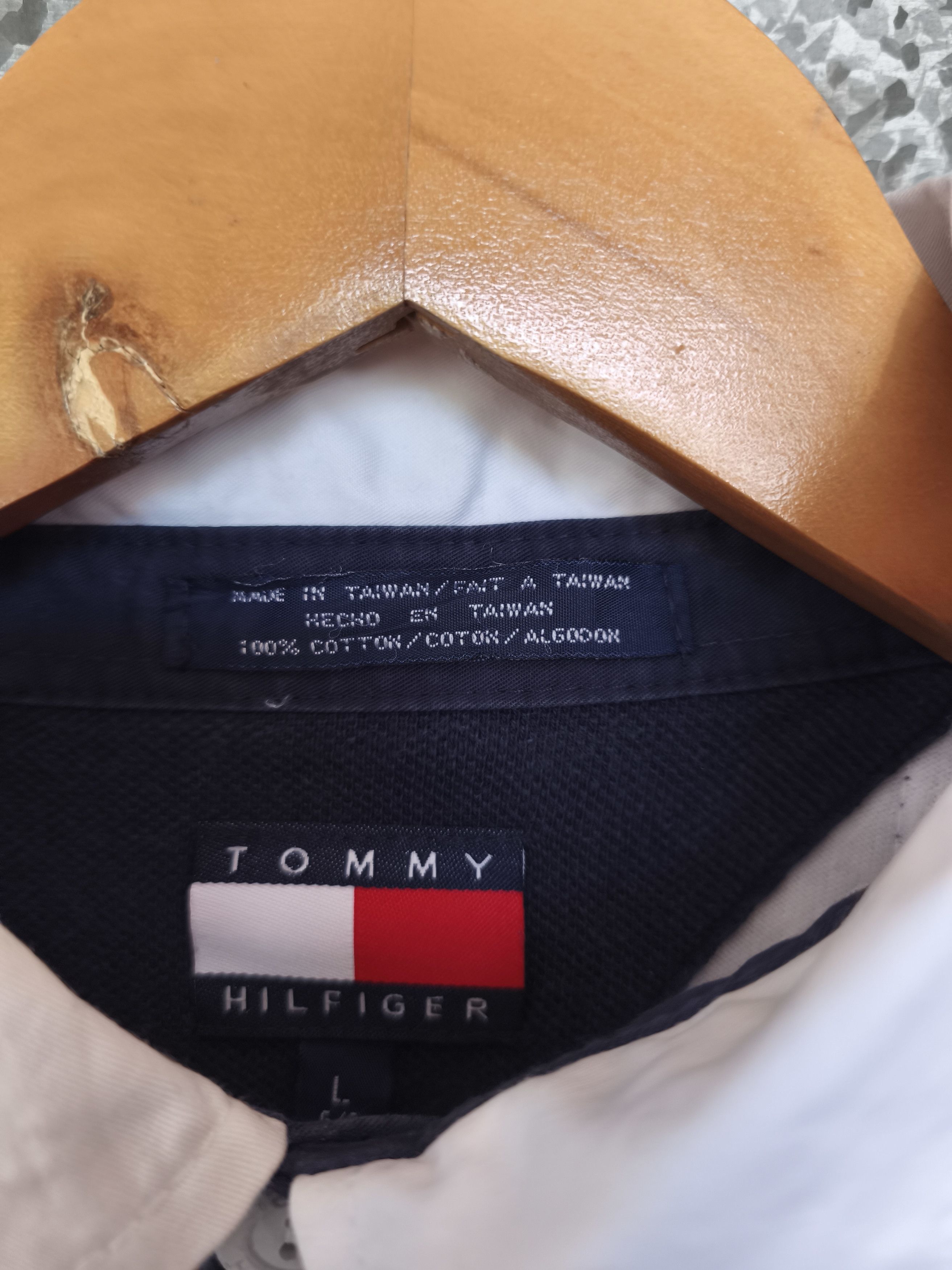 Tommy Hilfiger Vintage Tommy Hilfiger polo rugby Size US L / EU 52-54 / 3 - 12 Thumbnail