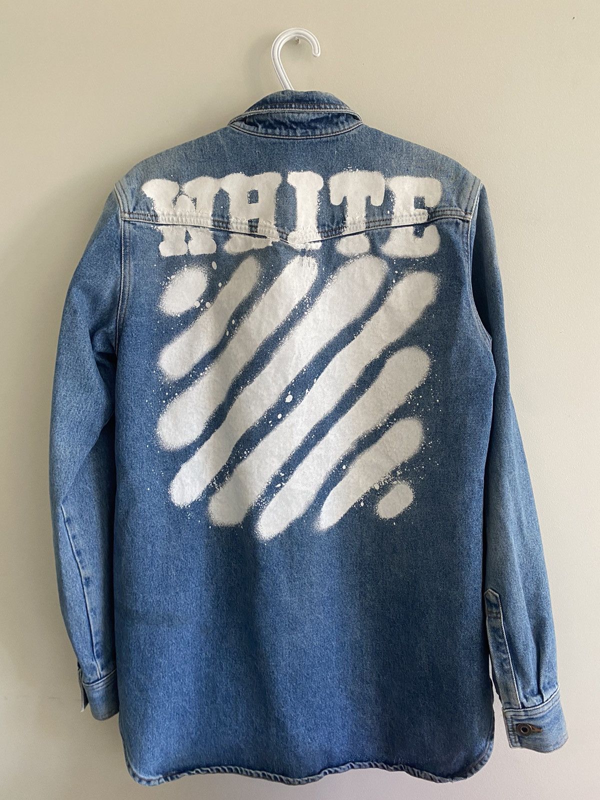 Off white spray jacket clearance
