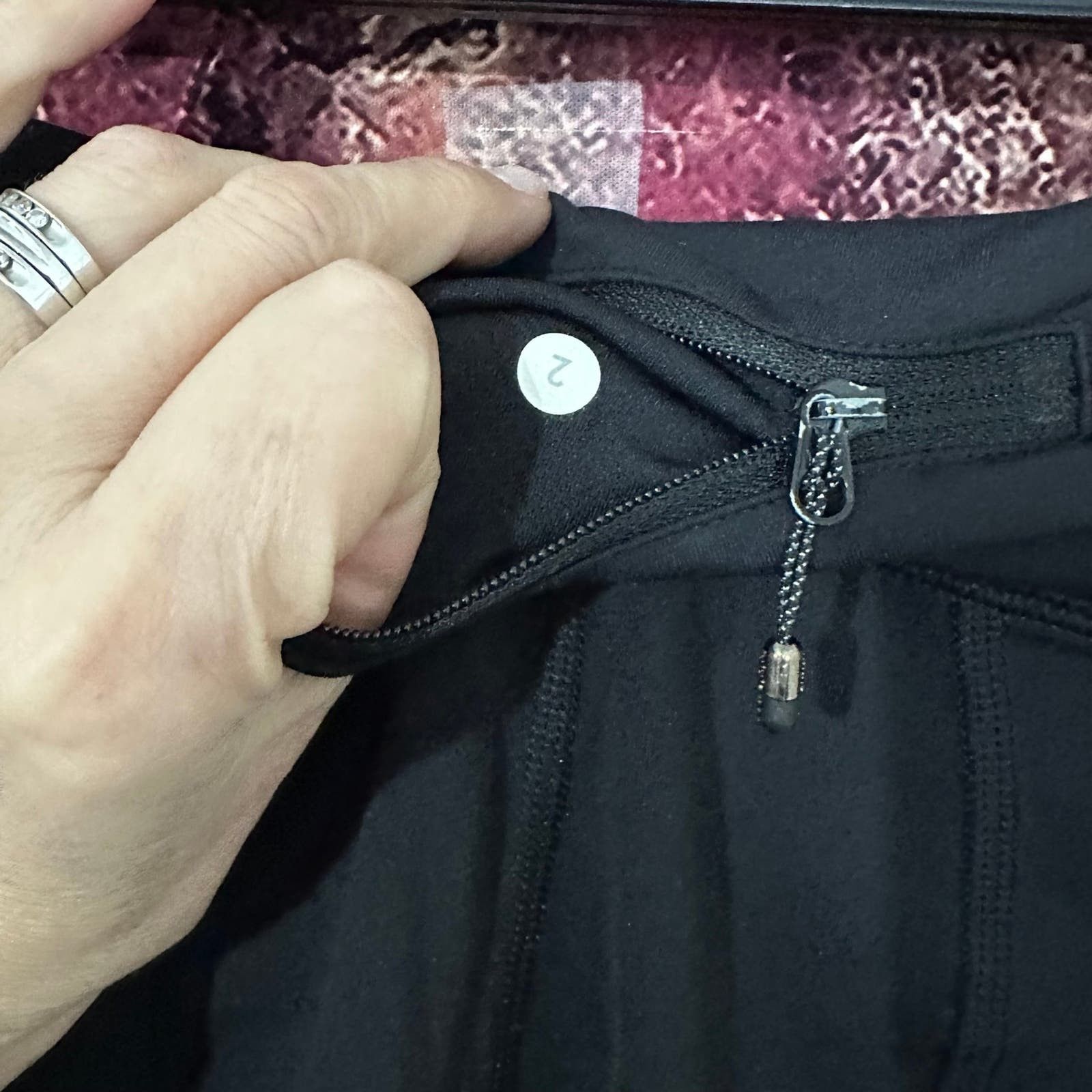 Lululemon Black full length Lululemon Leggings size 2 Size 26" / US 2 / IT 38 - 8 Thumbnail