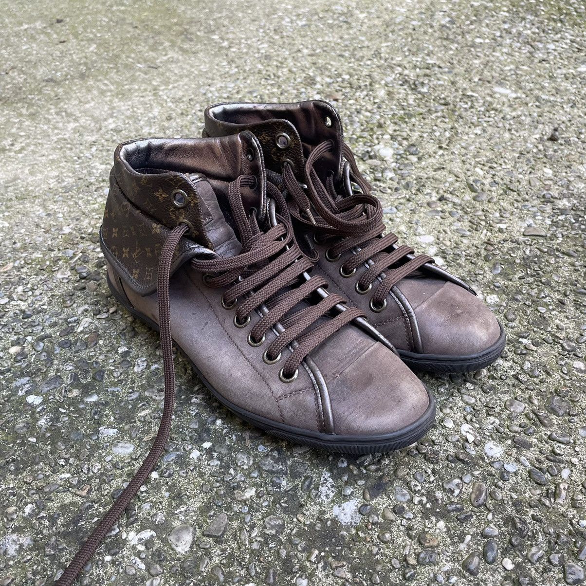 Louis vuitton high top sneakers