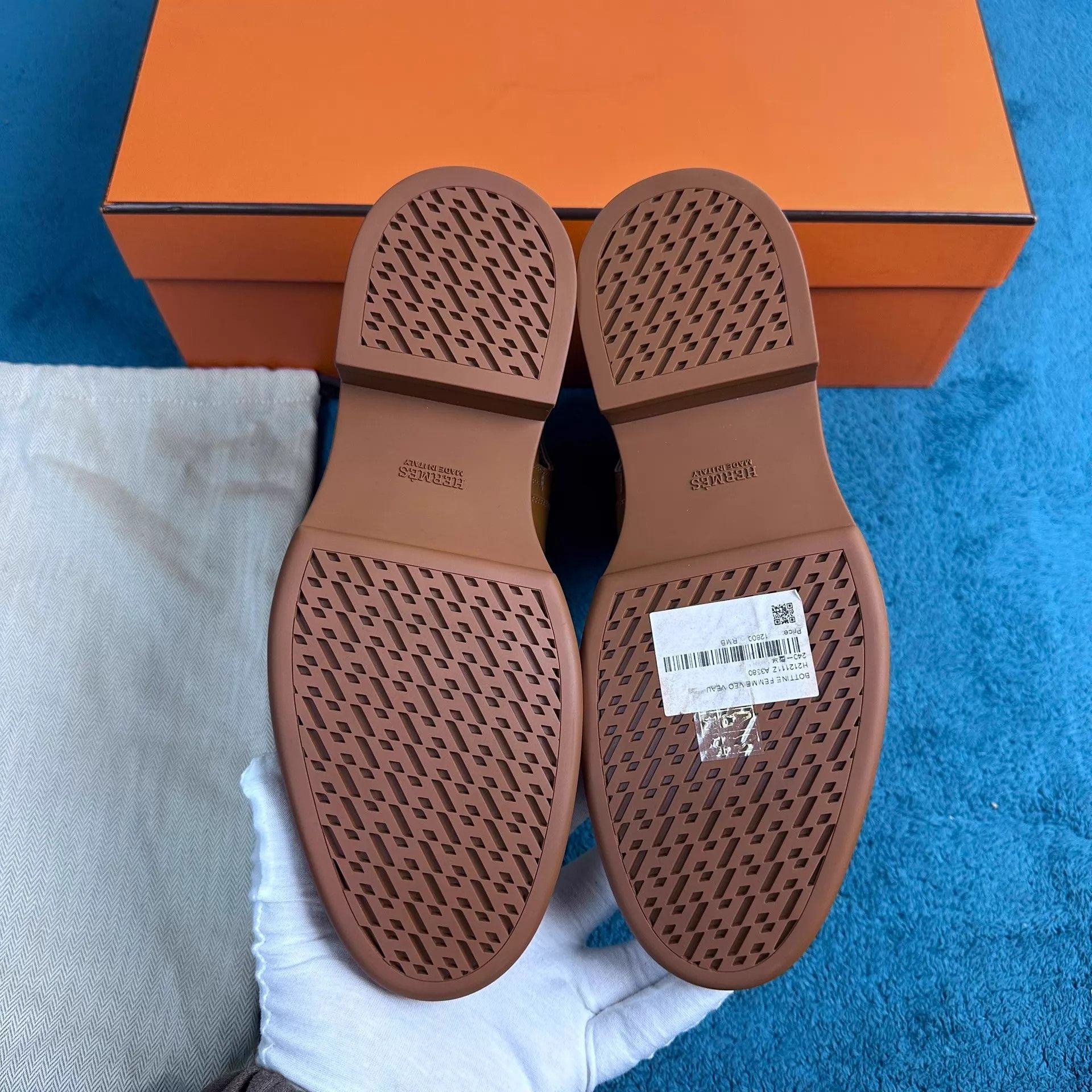 Hermes Hermès VEO Vintage Calfskin Short Brown Boots Size US 7.5 / IT 37.5 - 5 Thumbnail