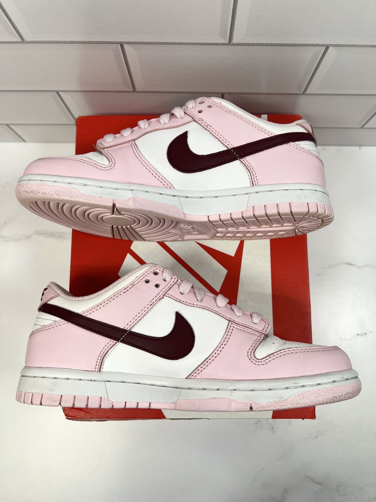 Nike Nike Dunk Low Pink Foam GS Size US 6 / IT 36 - 6 Thumbnail