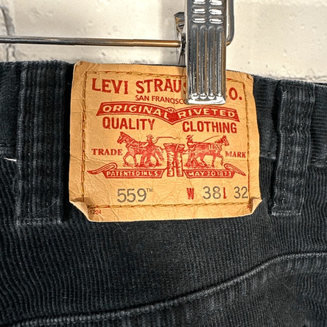Levi's Levi’s 559 Relaxed Straight Pants Jeans 38 Mens Black Corduroy L32 Men Regular Inseam 32 Chin o? Size US 38 / EU 54 - 3 Thumbnail
