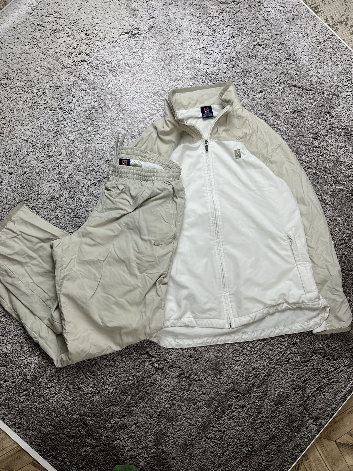Nike VTG 90’s Nike court tracksuit zip and pants set challenge Size US M / EU 48-50 / 2 - 1 Thumbnail