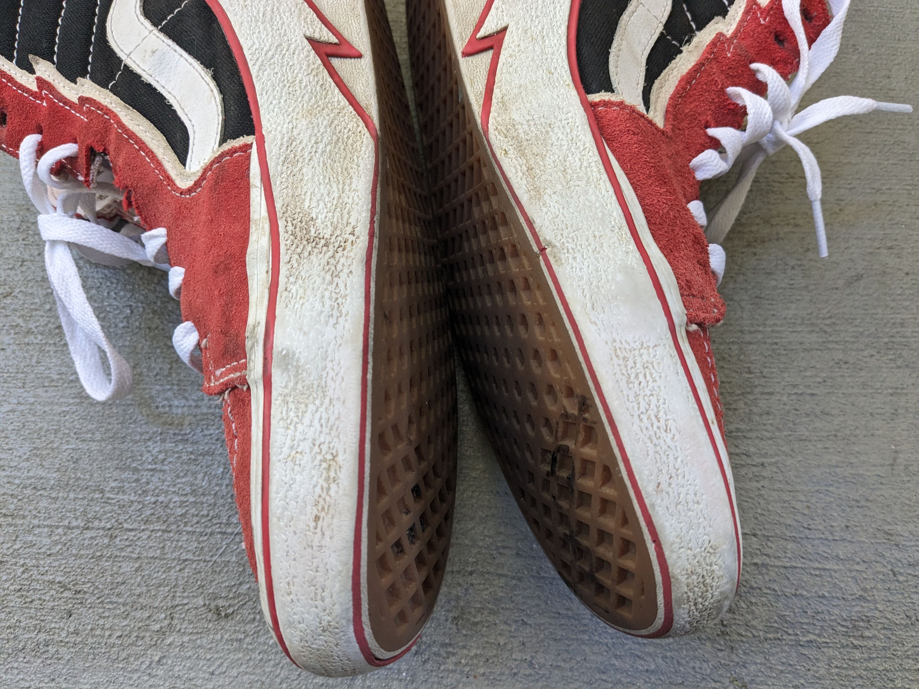 Vans Vans Sk8-Hi Lightning Red Suede 10 Black White Size US 10 / EU 43 - 9 Thumbnail