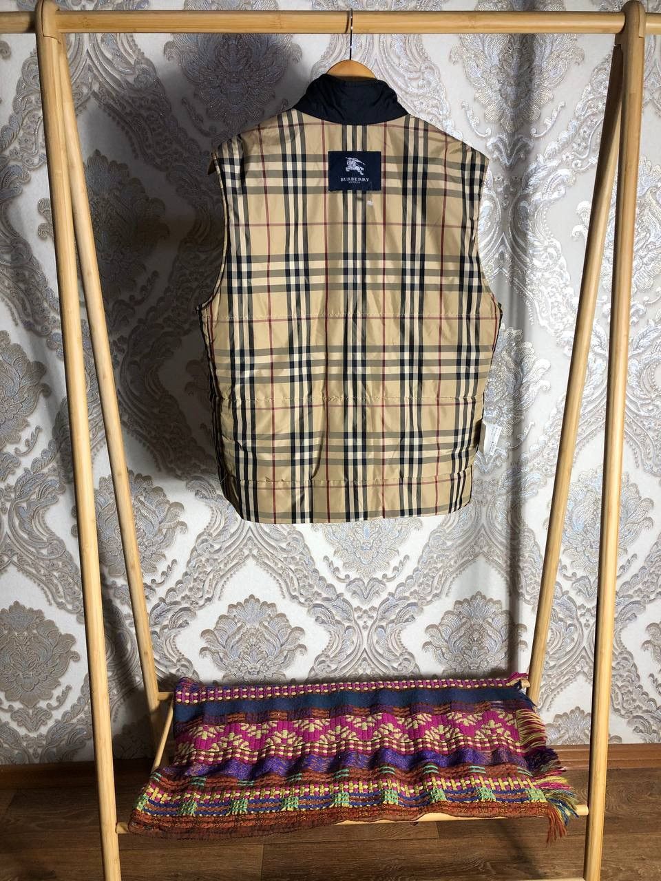 Burberry VINTAGE BURBERRY LONDON ENGLAND NYLON DESIGNER VESTS Y2K 90s Size US M / EU 48-50 / 2 - 1 Thumbnail