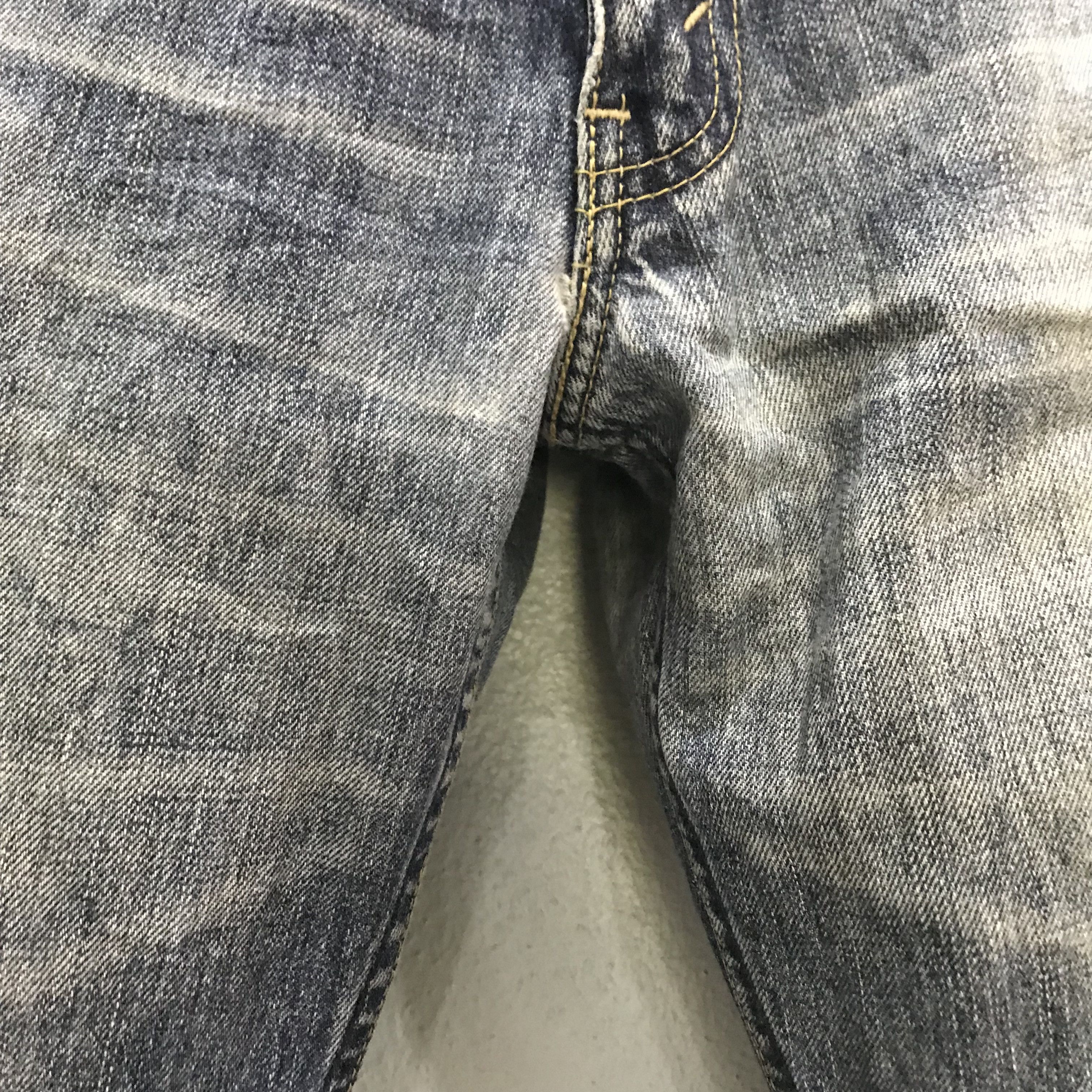 Levi's Vintage Levi's 501 Japan Jeans Distressed Light Wash Size US 32 / EU 48 - 5 Thumbnail
