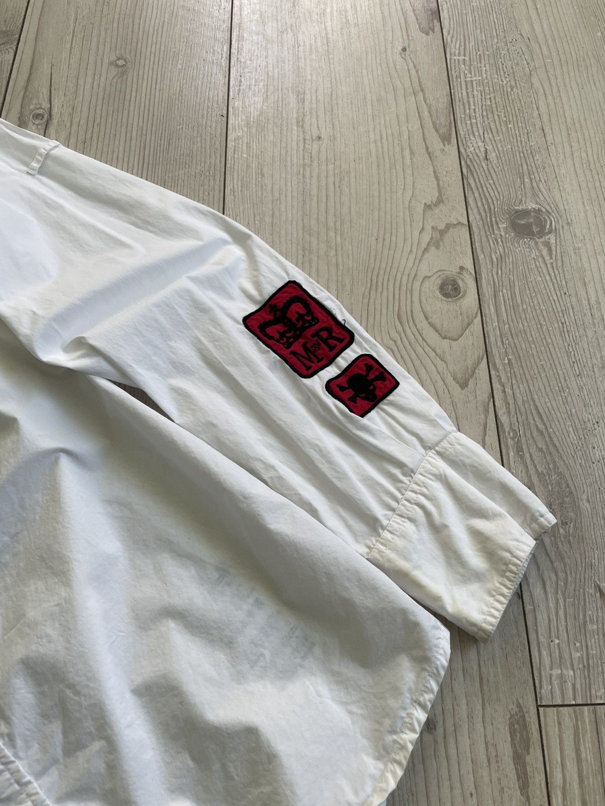 Maharishi Maharishi White Military Shirt w/ Red Dragon Patches Size US M / EU 48-50 / 2 - 7 Thumbnail