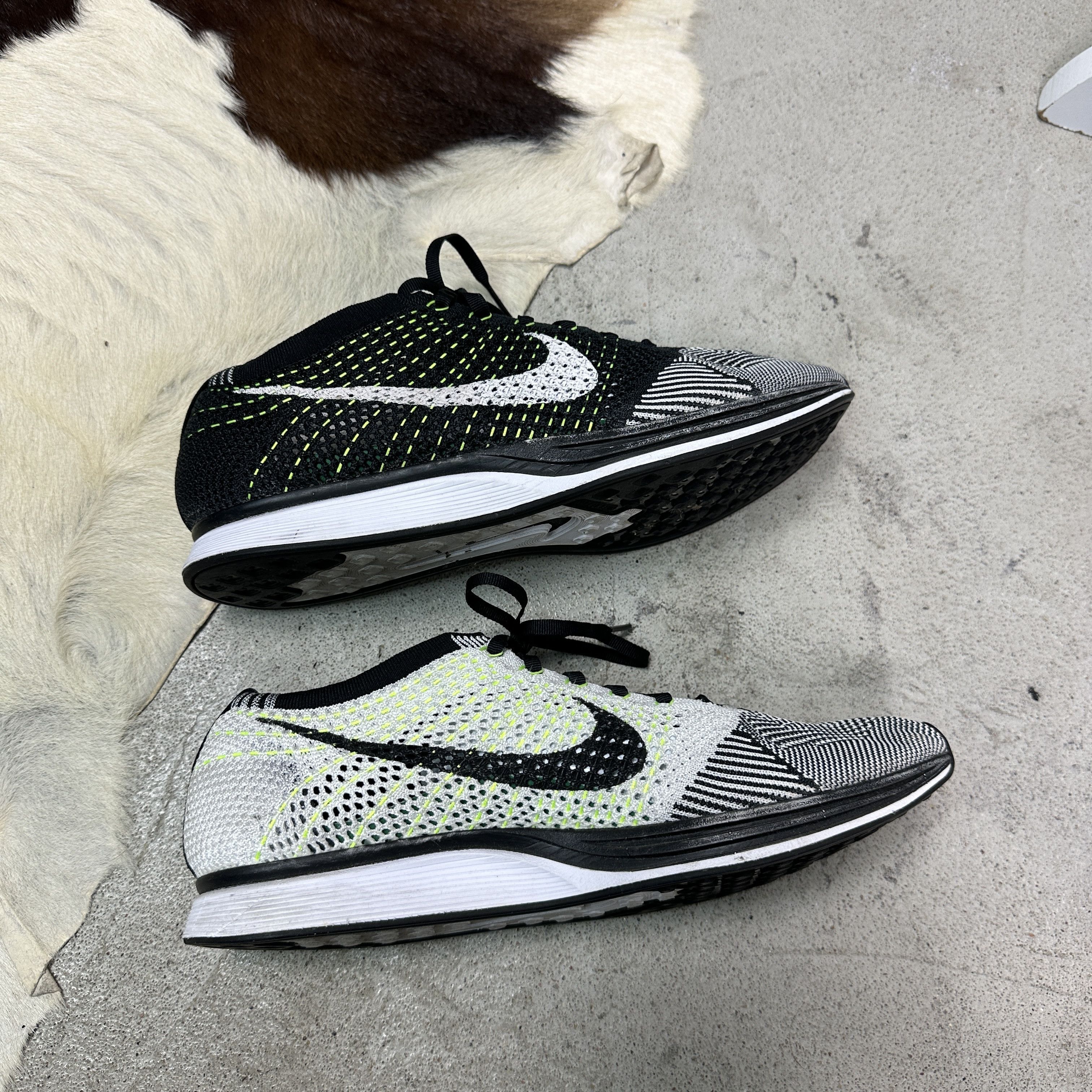 Nike Vintage Sporty Nike Racer Flyknit Orca Volt Sneakers Y2K Size US 11.5 / EU 44-45 - 7 Thumbnail