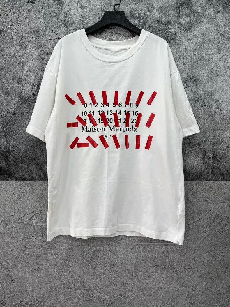 Maison Margiela Maison Margiela Digital sticker short sleeve Size XS / US 0-2 / IT 36-38 - 1 Thumbnail
