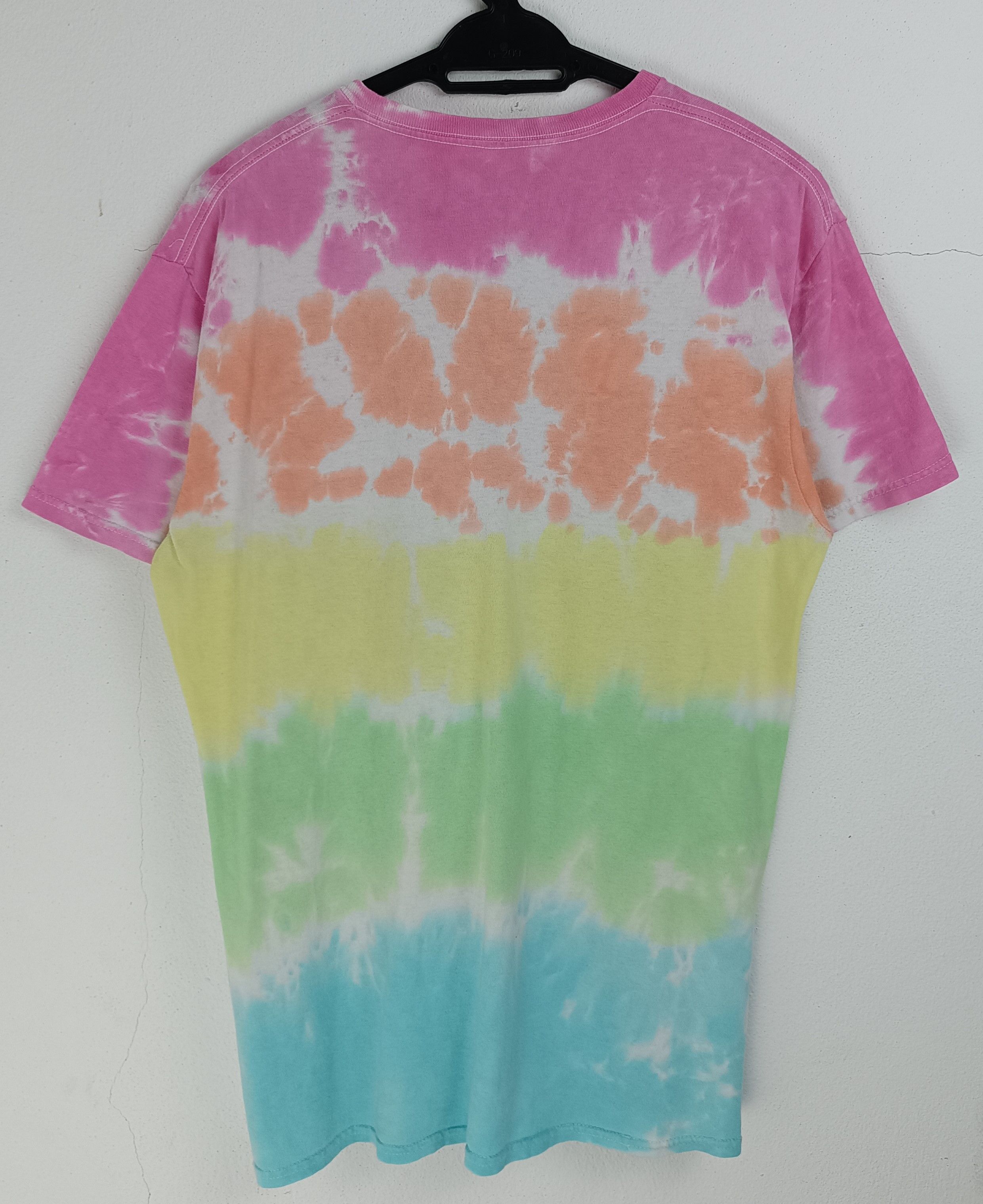 Liquid Blue VINTAGE WOODSTOCK MUSIC FESTIVAL TIE DYE TEE hippie rock Size US M / EU 48-50 / 2 - 4 Thumbnail