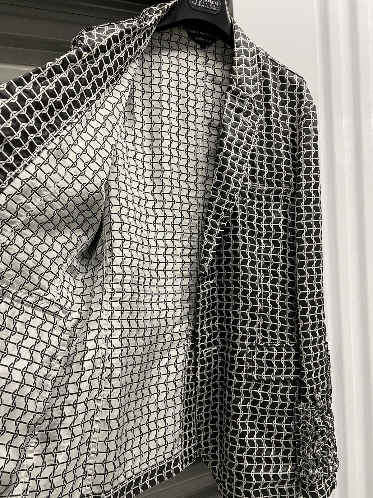 Comme des Garcons CDGH+ Woven Nylon Blazer with Ruffle Sleeves Size US L / EU 52-54 / 3 - 3 Thumbnail