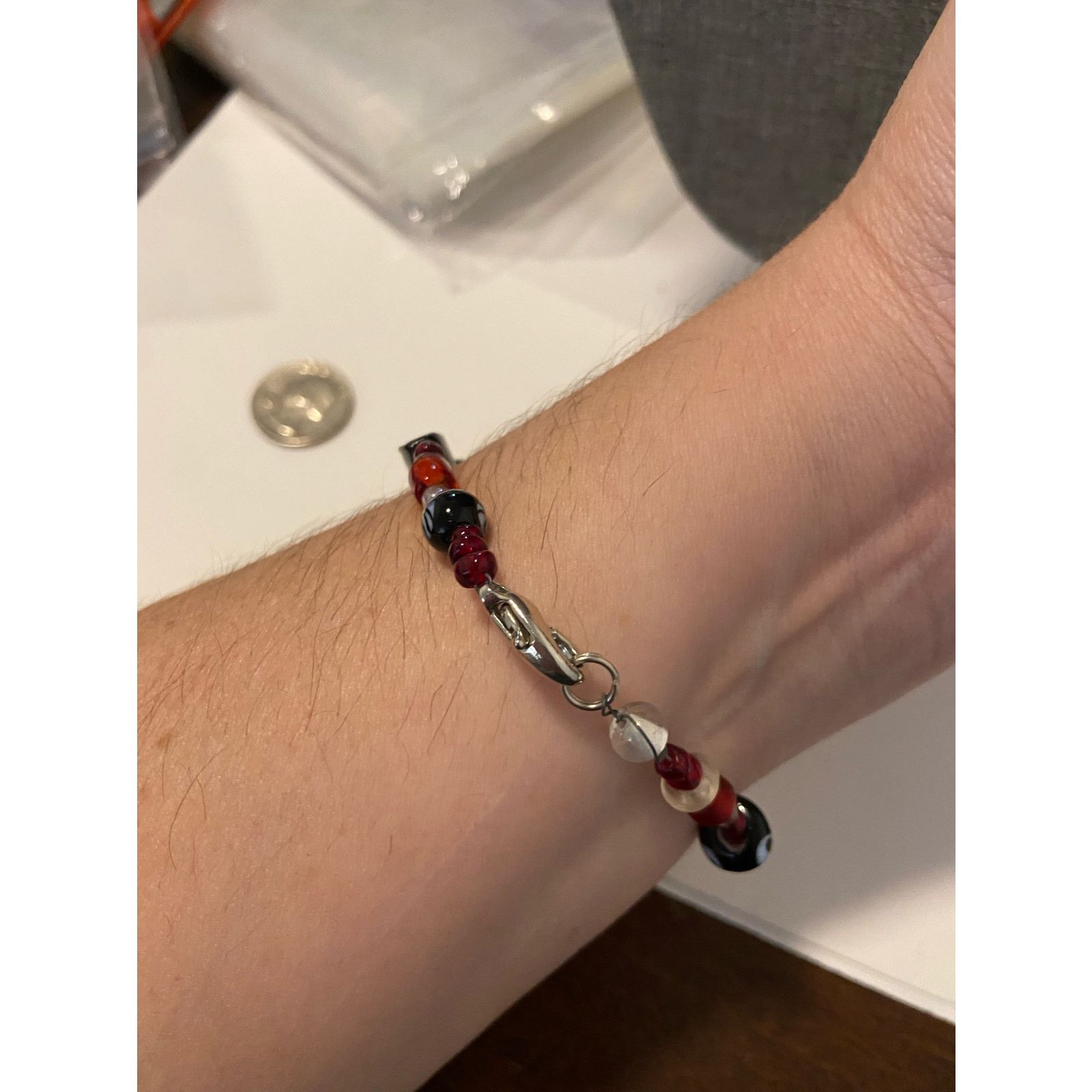 Handmade Blue and red Glass bead eye bracelet Size ONE SIZE - 3 Thumbnail