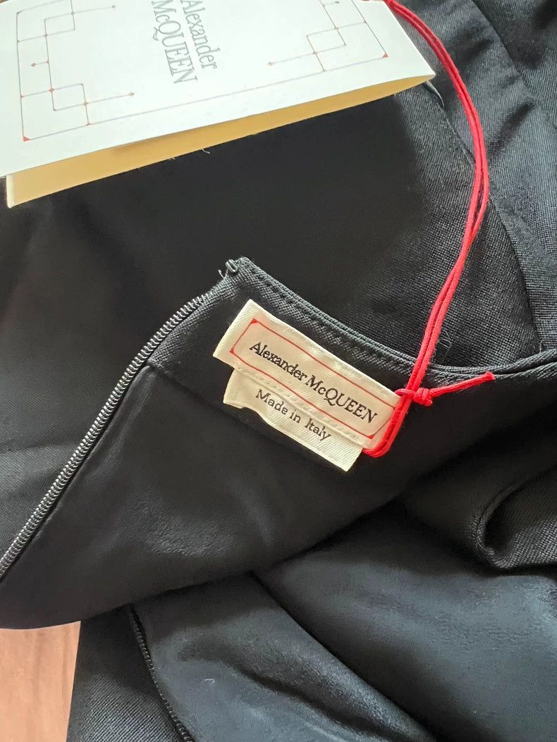 Alexander McQueen Alexander McQUEEN size 40 Irregular hem dress 2505-Nextarr Size M / US 6-8 / IT 42-44 - 7 Thumbnail