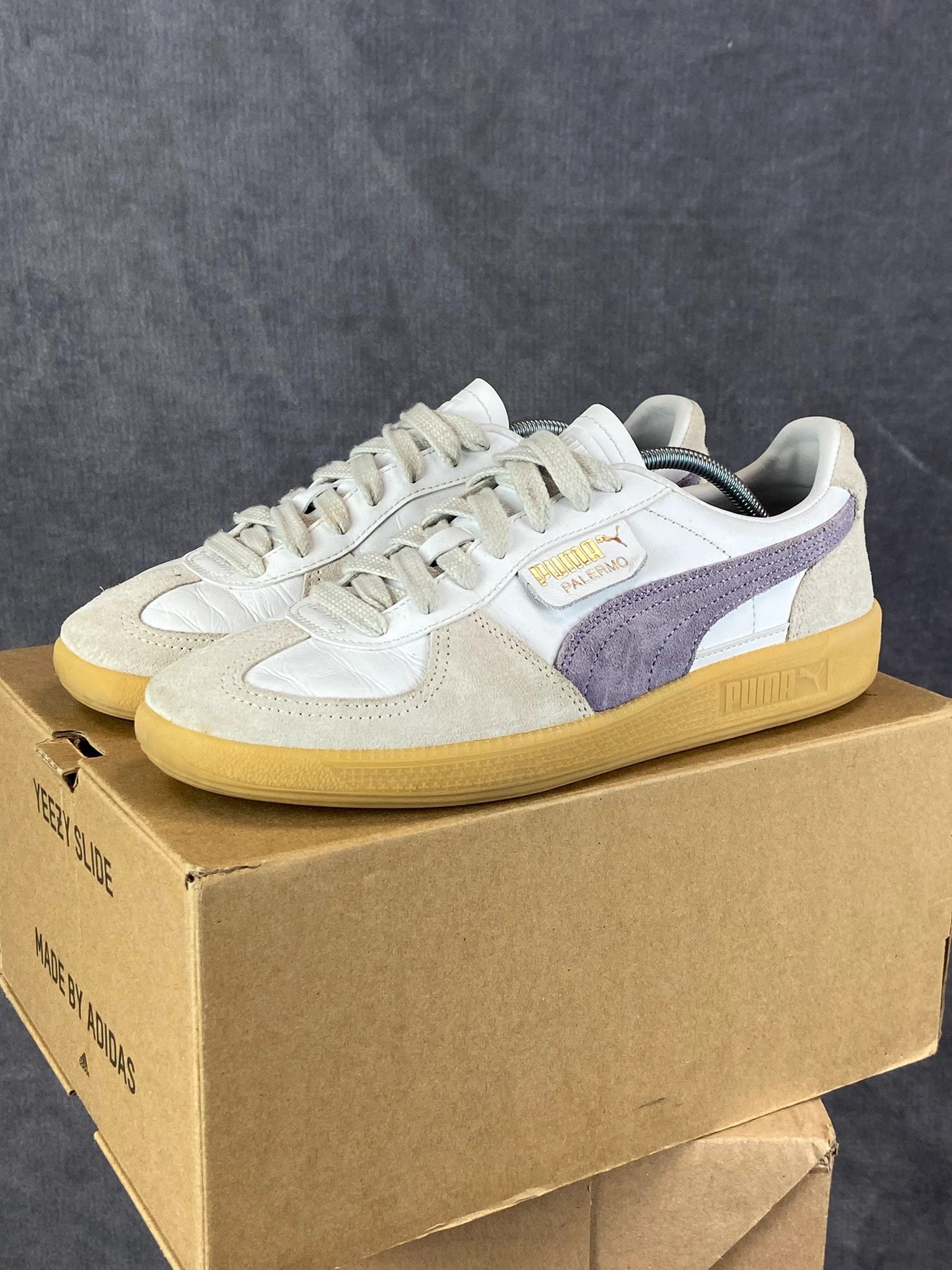 Puma Puma Palermo White Sneakers Size EU 41 Size US 8 / EU 41 - 1 Thumbnail