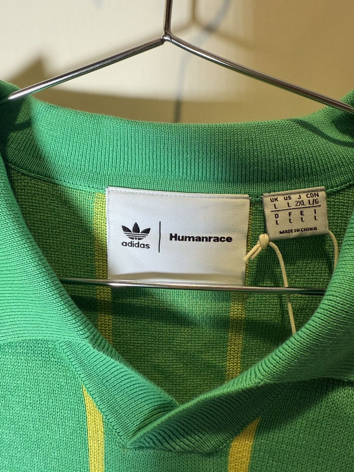 Adidas × Pharrell Adidas x Pharrell Human Race Hu Green Knit Polo Jersey Size US L / EU 52-54 / 3 - 3 Thumbnail