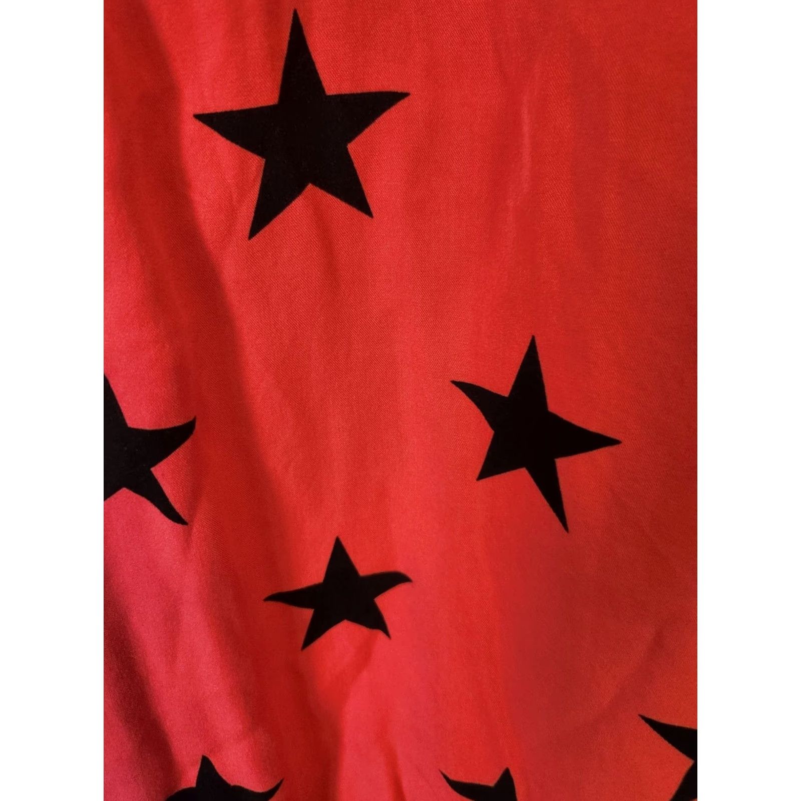 Torrid Torrid Harper Red Black Star Print Short Sleeve Tunic Top 0X Blouse Ladies Adults Plus Size Multicolor V-Neck Button Pockets Easy Care Size XL / US 12-14 / IT 48-50 - 4 Thumbnail