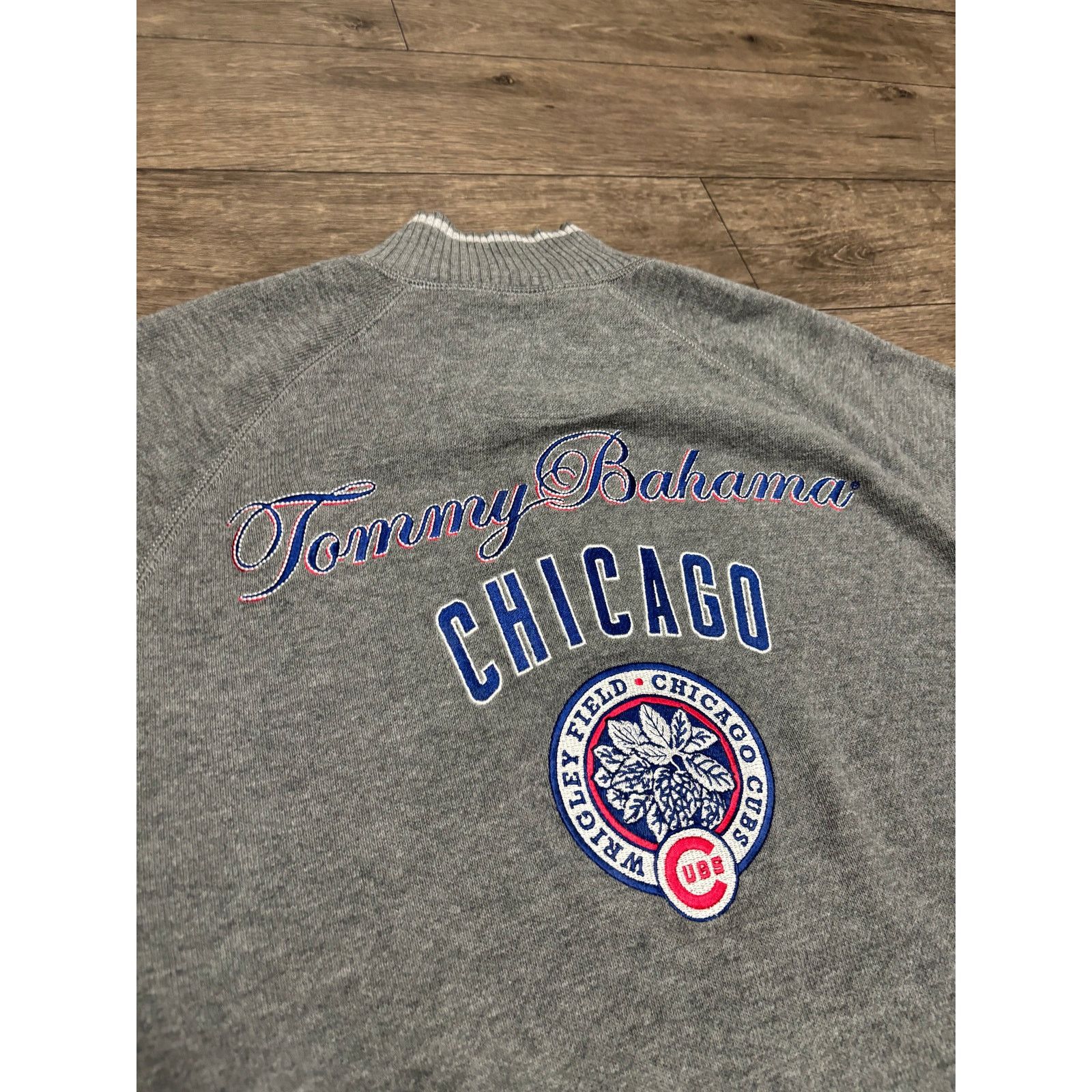 Tommy Bahama Tommy Bahama Chicago Cubs Pullover Sweater 1/4 Zip Gray Sz L Size US L / EU 52-54 / 3 - 2 Thumbnail