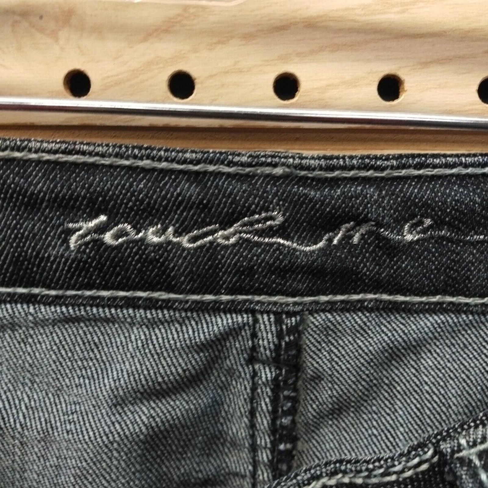 Other Touch Me Jeans Womans Capri Size 16. Destressed Size 38" / US 16 / IT 52 - 5 Thumbnail