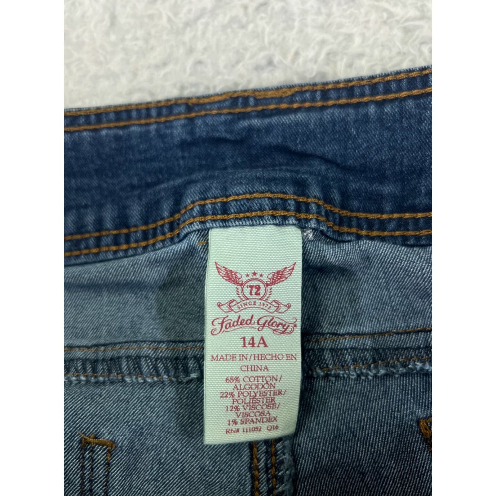 Faded Glory Faded Glory Jeans Womens 14 Blue Denim Bootcut Stretch Mid Rise 31x31 Size 36" / US 14 / IT 50 - 6 Thumbnail