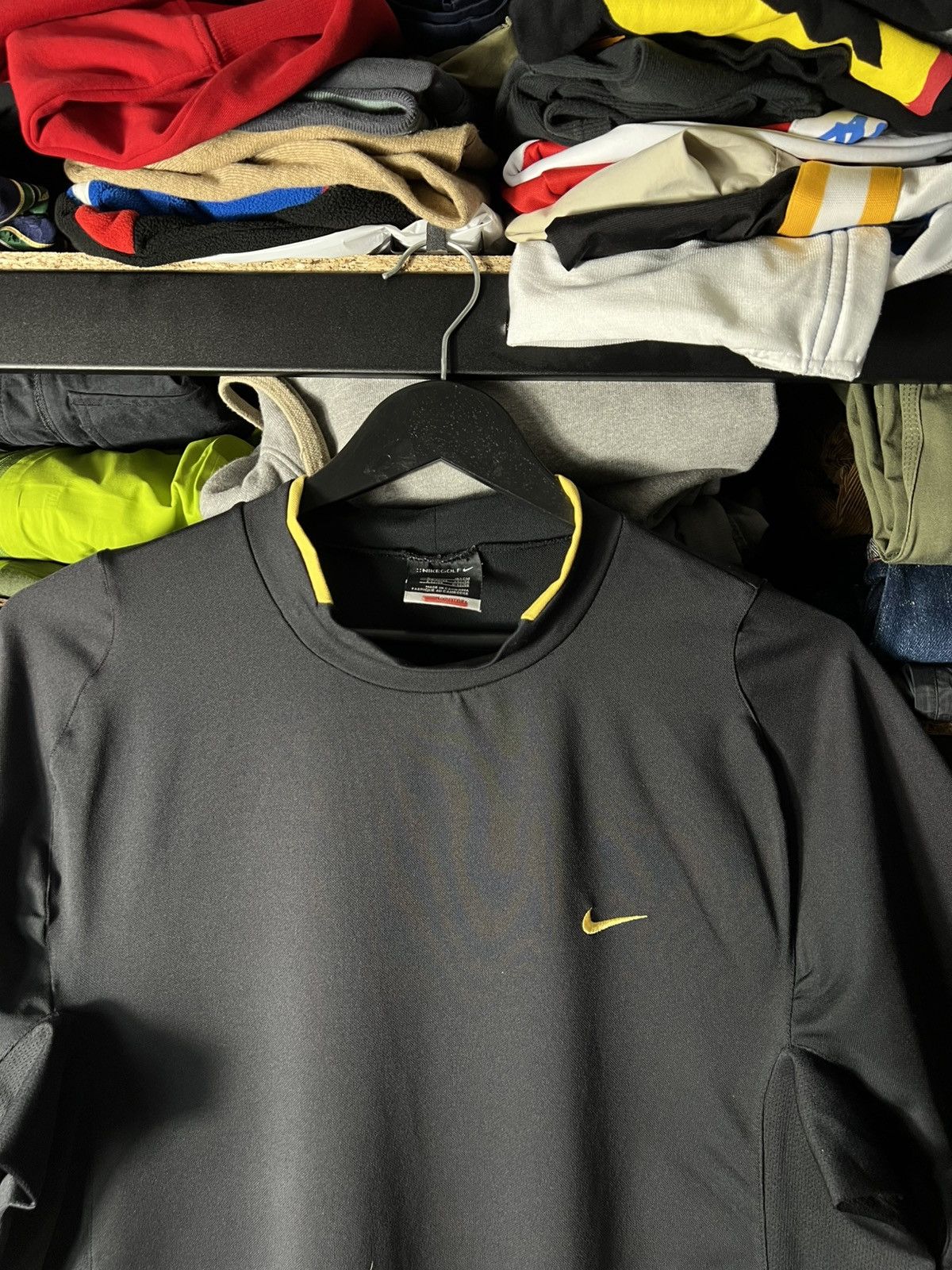 Nike 🔥 Vintage Nike Golf Dri-Fit Tee Shirt — Black/Yellow Size L Size US L / EU 52-54 / 3 - 9 Thumbnail