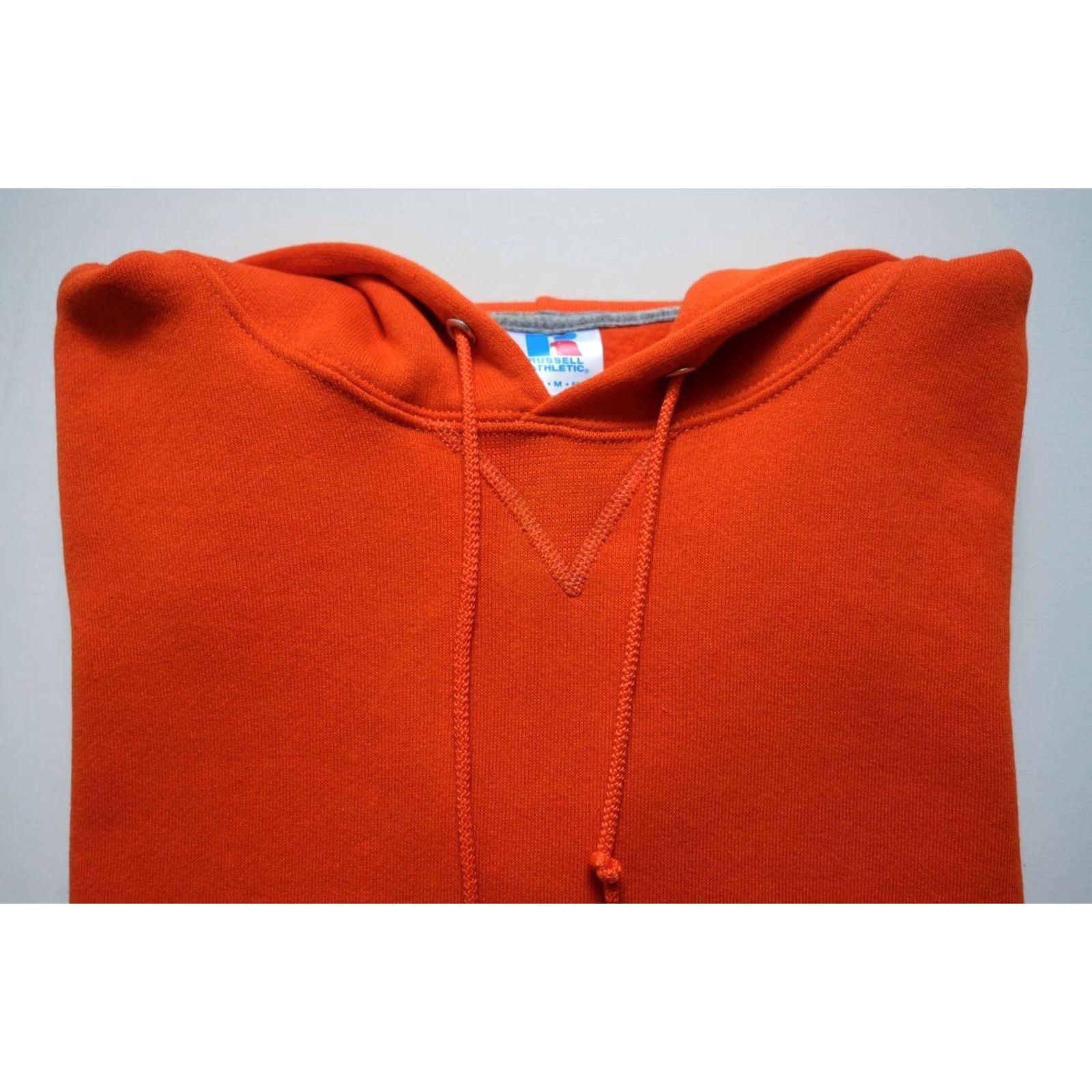 Russell Athletic VINTAGE Russell Athletic Hoodie Mens Size M Orange Retro Sports Pullover Hooded Sweatshirt Sweatshirt Size US M / EU 48-50 / 2 - 5 Thumbnail