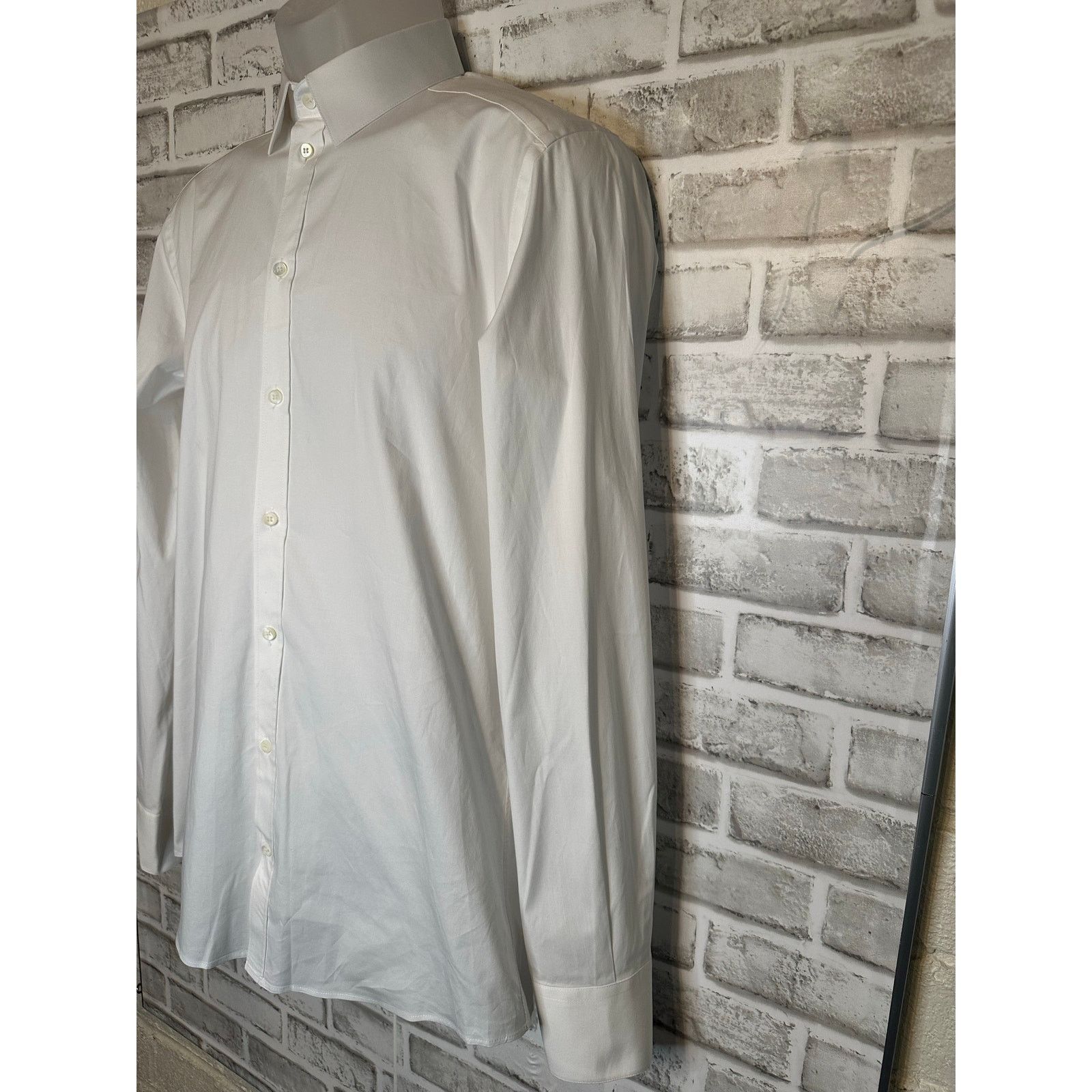 Dolce & Gabbana White Stretch Poplin Gold-Fit Slim Fit Dress Shirt size 15.5 Size US M / EU 48-50 / 2 - 10 Thumbnail