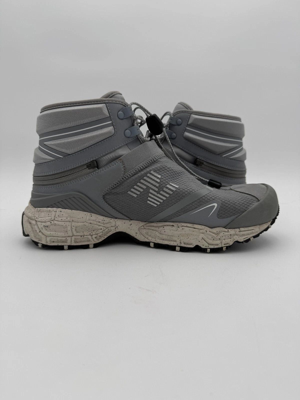 New Balance New Balance Tokyo Niobium 2 in 1 Convertible Sneaker Size US 10 / EU 43 - 4 Thumbnail