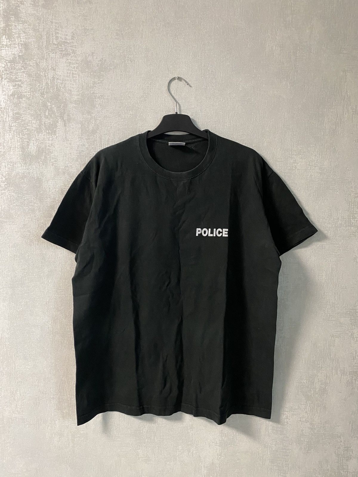 Vintage 🚨VINTAGE VETEMENTS STYLE POLICE FADED T-SHIRT Size US L / EU 52-54 / 3 - 3 Thumbnail