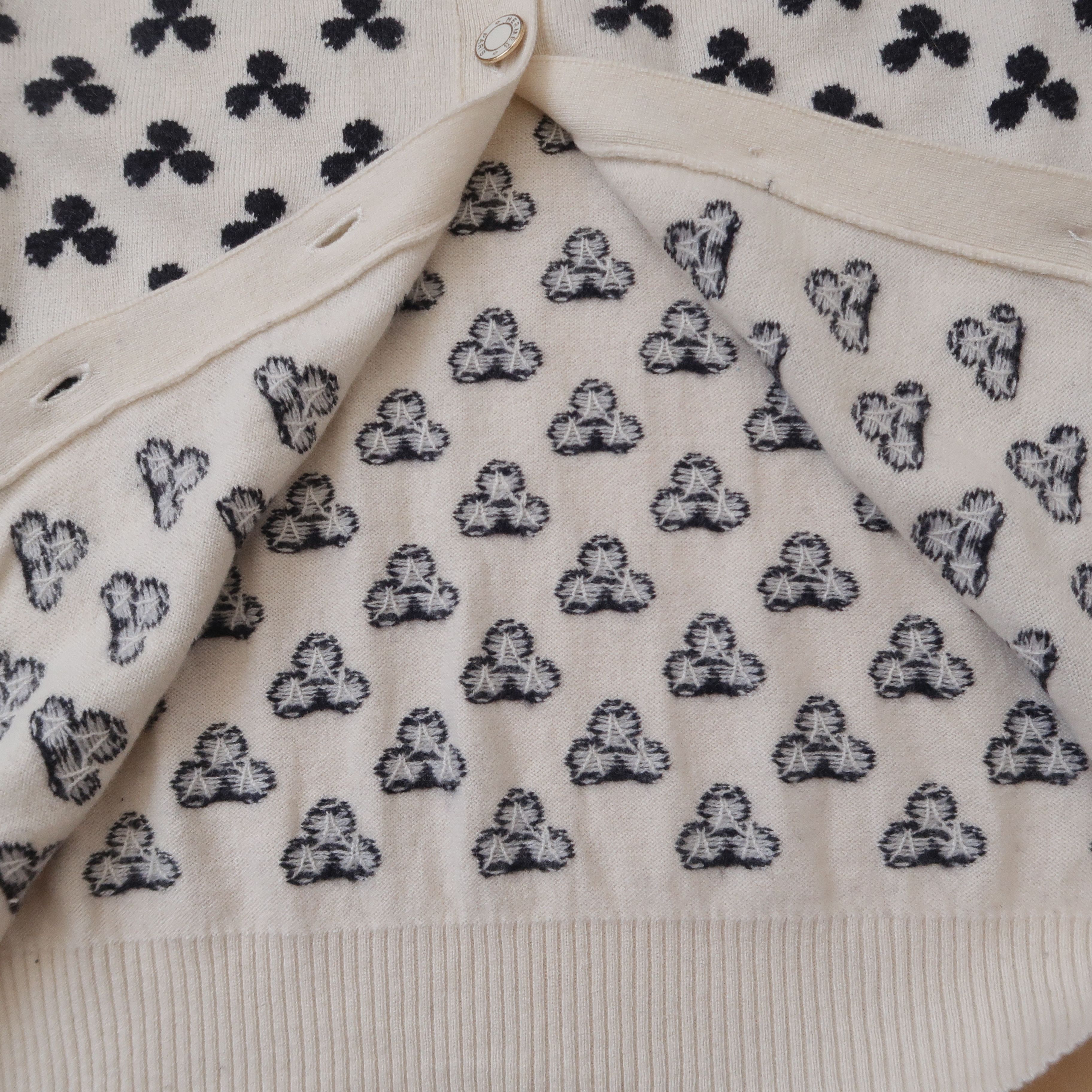 Hermes Hermes Margiela Era Ecru White Clover Cardigan Cashmere Size US S / EU 44-46 / 1 - 10 Thumbnail