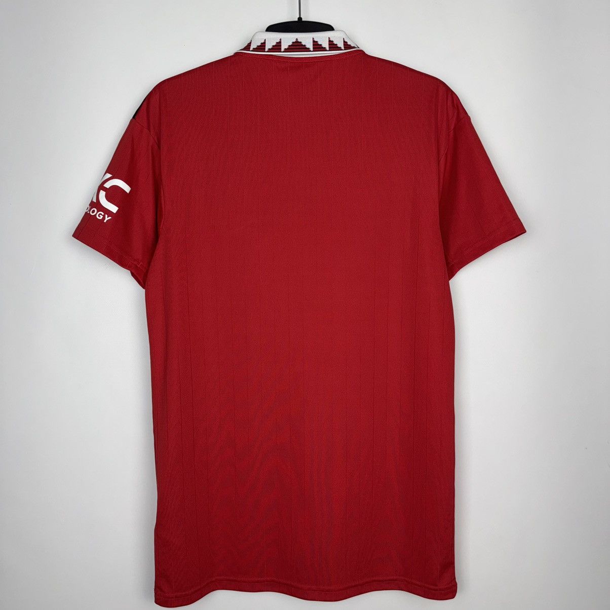 Adidas MANCHESTER UNITED 2022 2023 HOME FOOTBAL SHIRT SOCCER JERSEY Size US S / EU 44-46 / 1 - 2 Thumbnail