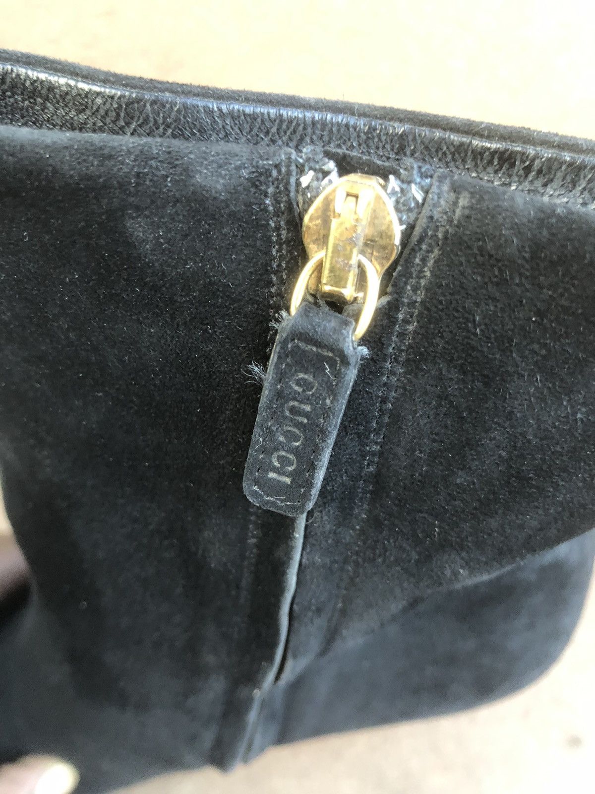 Gucci Gucci Suede Ankle Boot size 36.5 Size US 6.5 / IT 36.5 - 10 Thumbnail