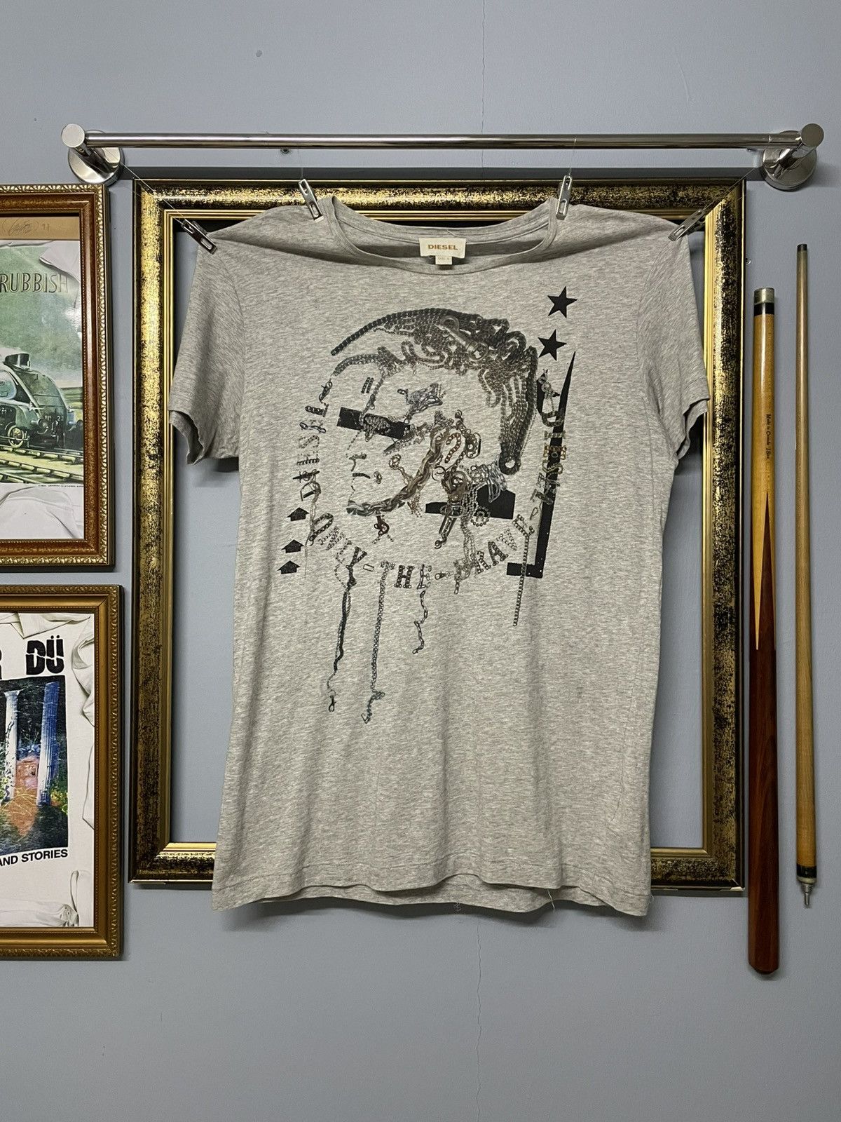 Diesel Vintage 1990s Designer Diesel Industry Trojan Art Tshirt Size US M / EU 48-50 / 2 - 1 Thumbnail