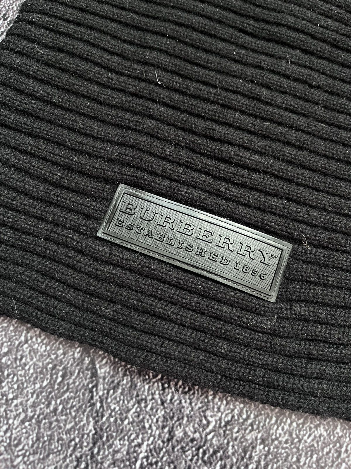 Burberry Burberry Sport Wool/Cashmere Buff Scarf Black OS Size ONE SIZE - 2 Thumbnail