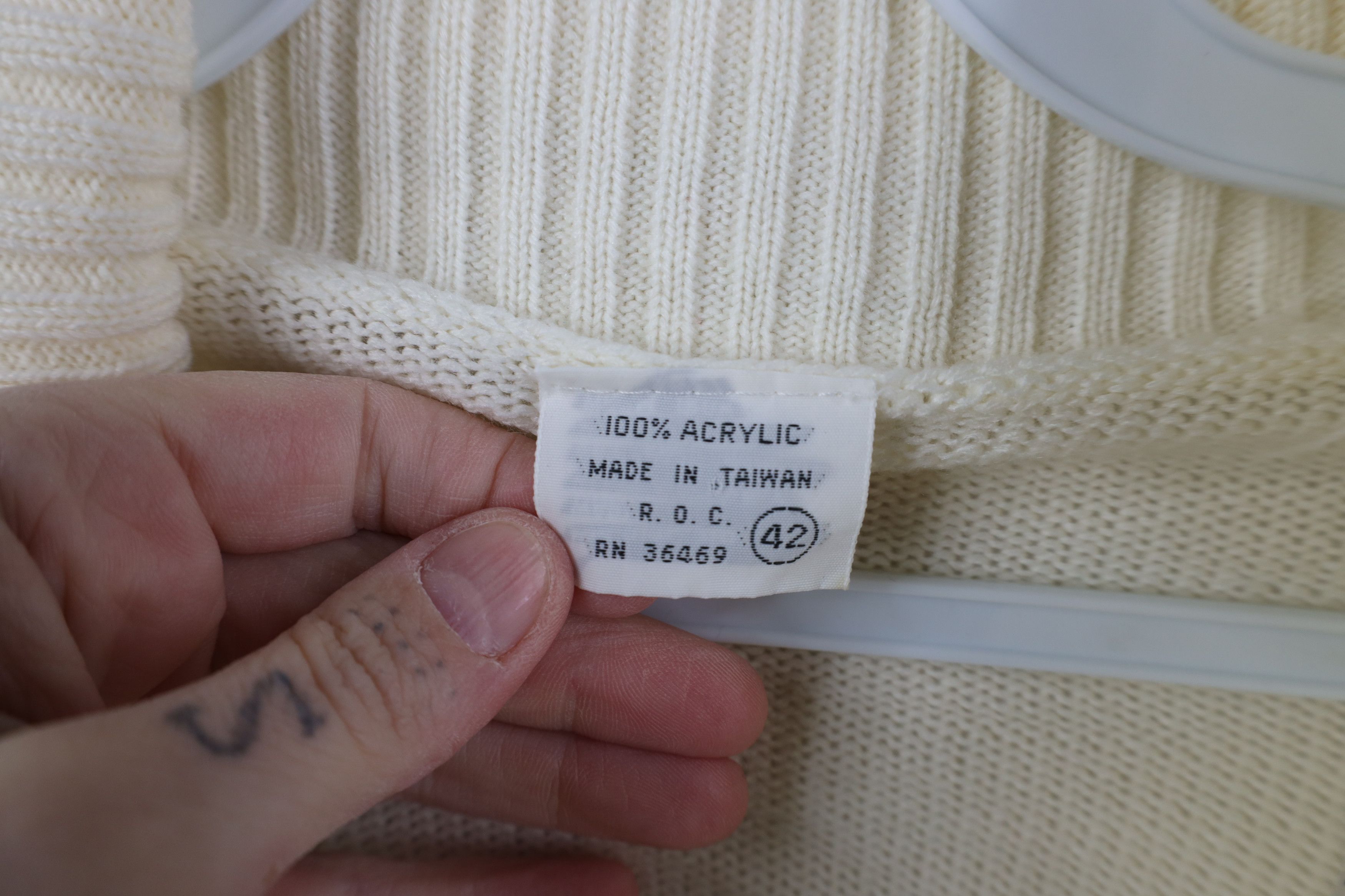Vintage Vintage 70s Streetwear Belted Knit Shawl Cardigan Sweater Size M / US 6-8 / IT 42-44 - 9 Thumbnail