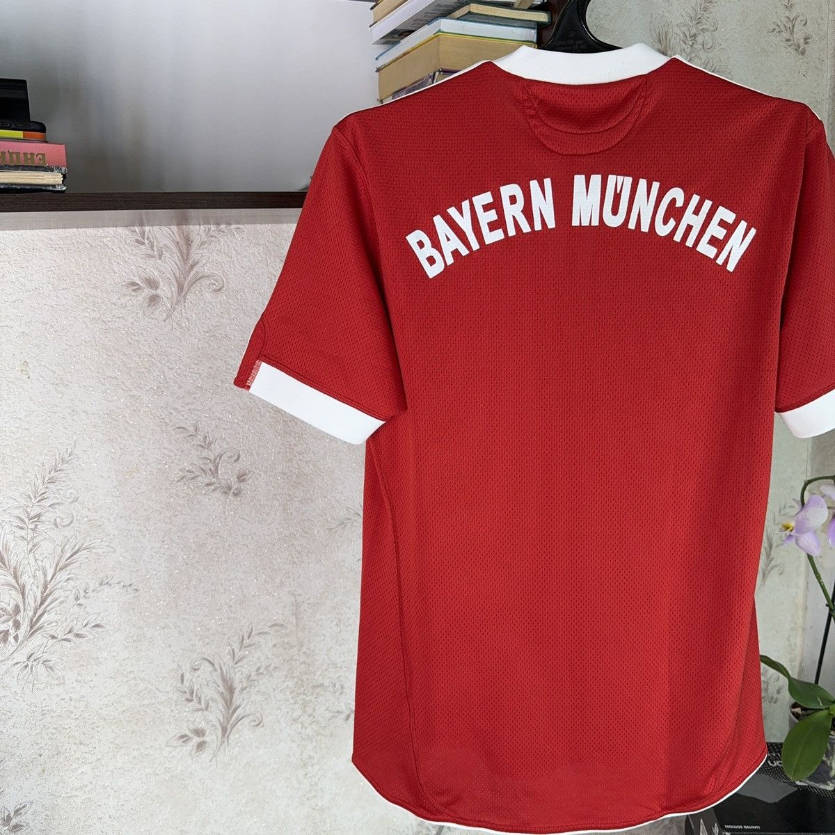 Vintage Adidas Bayern Munich Jersey 2009 Home Soccer Football M Size US S / EU 44-46 / 1 - 9 Thumbnail