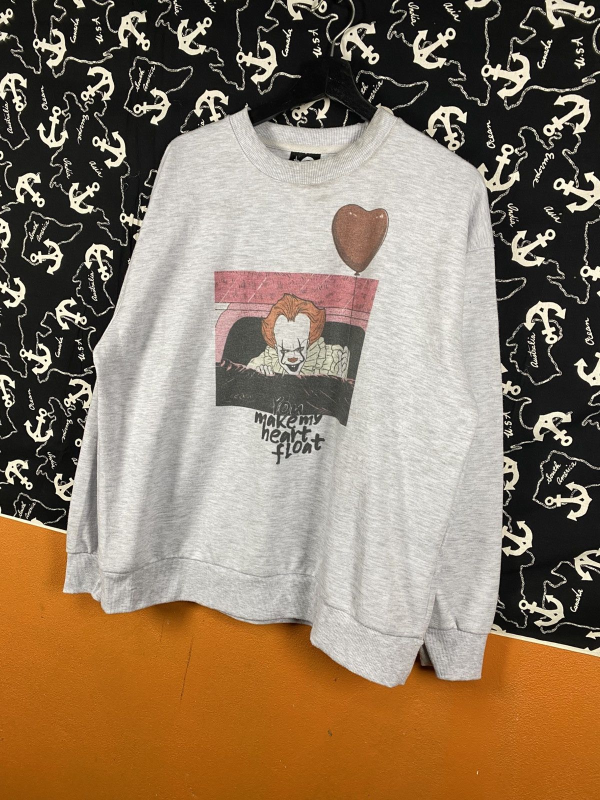 Expert Horror IT Pennywise Graphic Sweatshirt Grey Horror Movie Crewneck Size US L / EU 52-54 / 3 - 4 Thumbnail