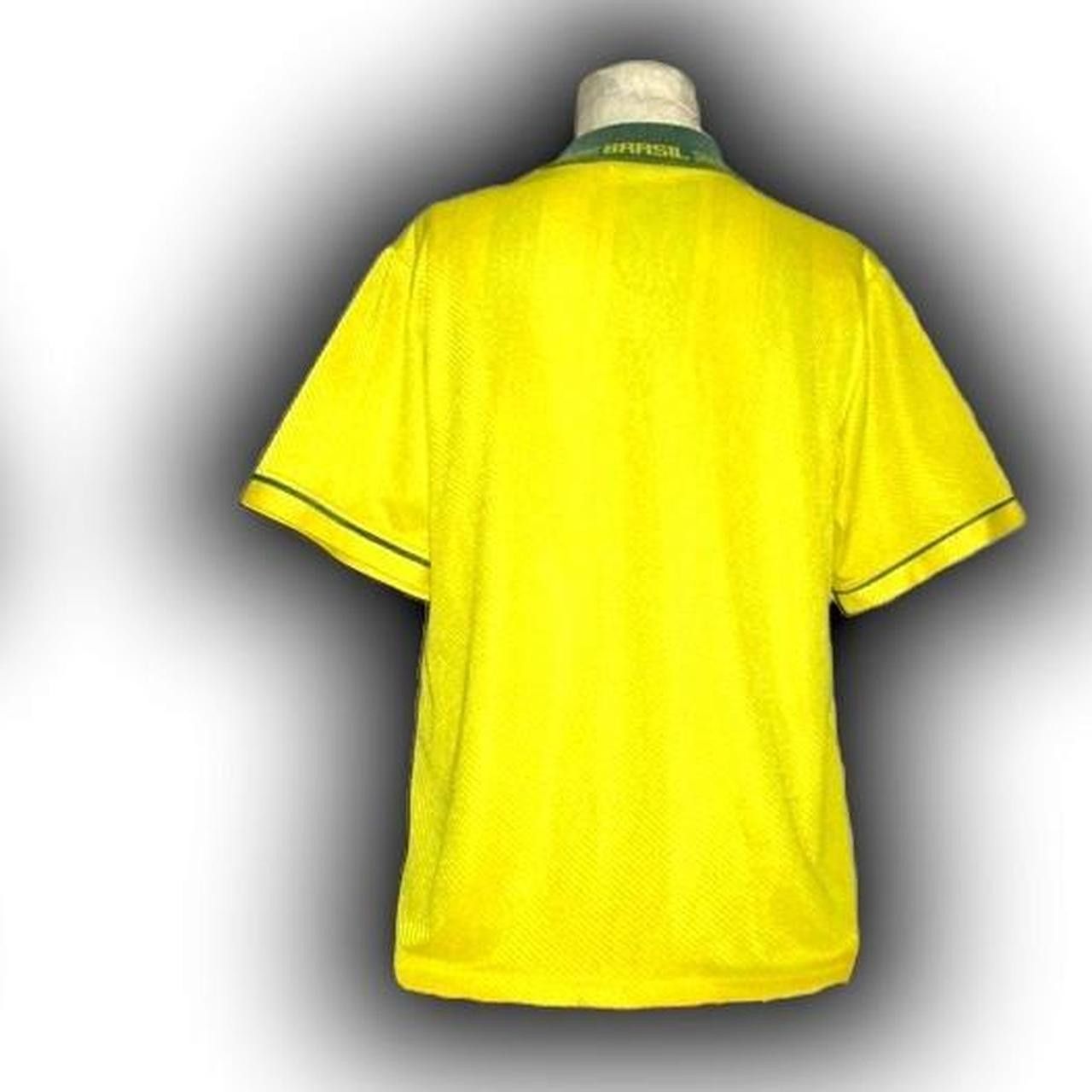Umbro Fc Brazil 1994 1995 1996 Home Shirt Jersey Size US XL / EU 56 / 4 - 3 Thumbnail