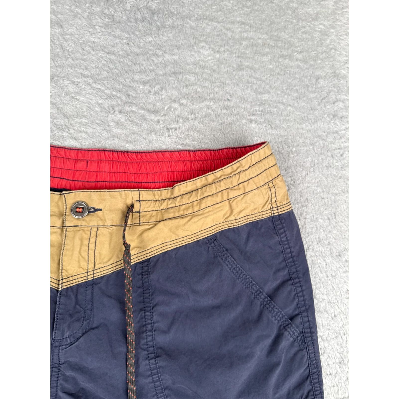 Vintage Columbia Women's Shorts Size 12 Blue 100% Cotton Hiking Cargo Pockets Regular Fit Size 34" / US 12 / IT 48 - 5 Thumbnail