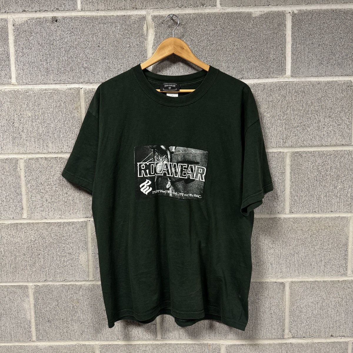 Vintage RocaWear Basketball Faded Thrashed Tee ERD Grunge JNCO Size US XL / EU 56 / 4 - 8 Thumbnail