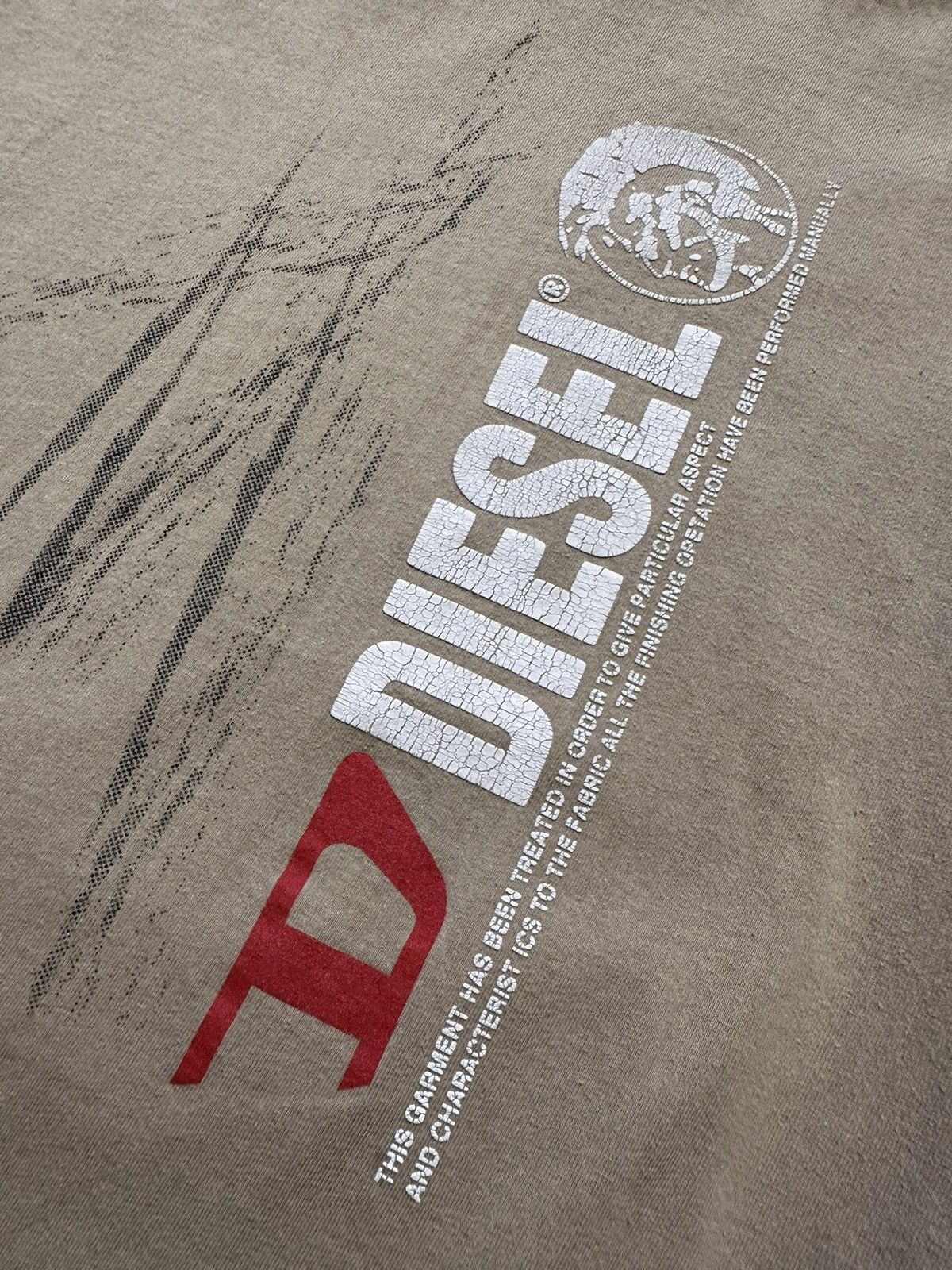 Diesel Vintage Diesel Beige tee big logo size L rare distressed Size US L / EU 52-54 / 3 - 4 Thumbnail