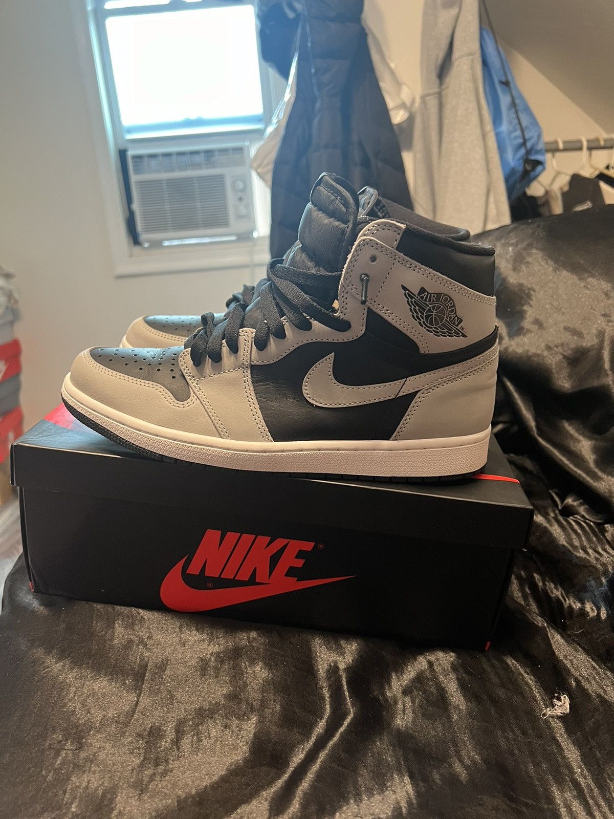 Jordan Brand × Nike Air Jordan 1 Retro High OG 'Shadow 2.0' Size US 9.5 / EU 42-43 - 3 Thumbnail