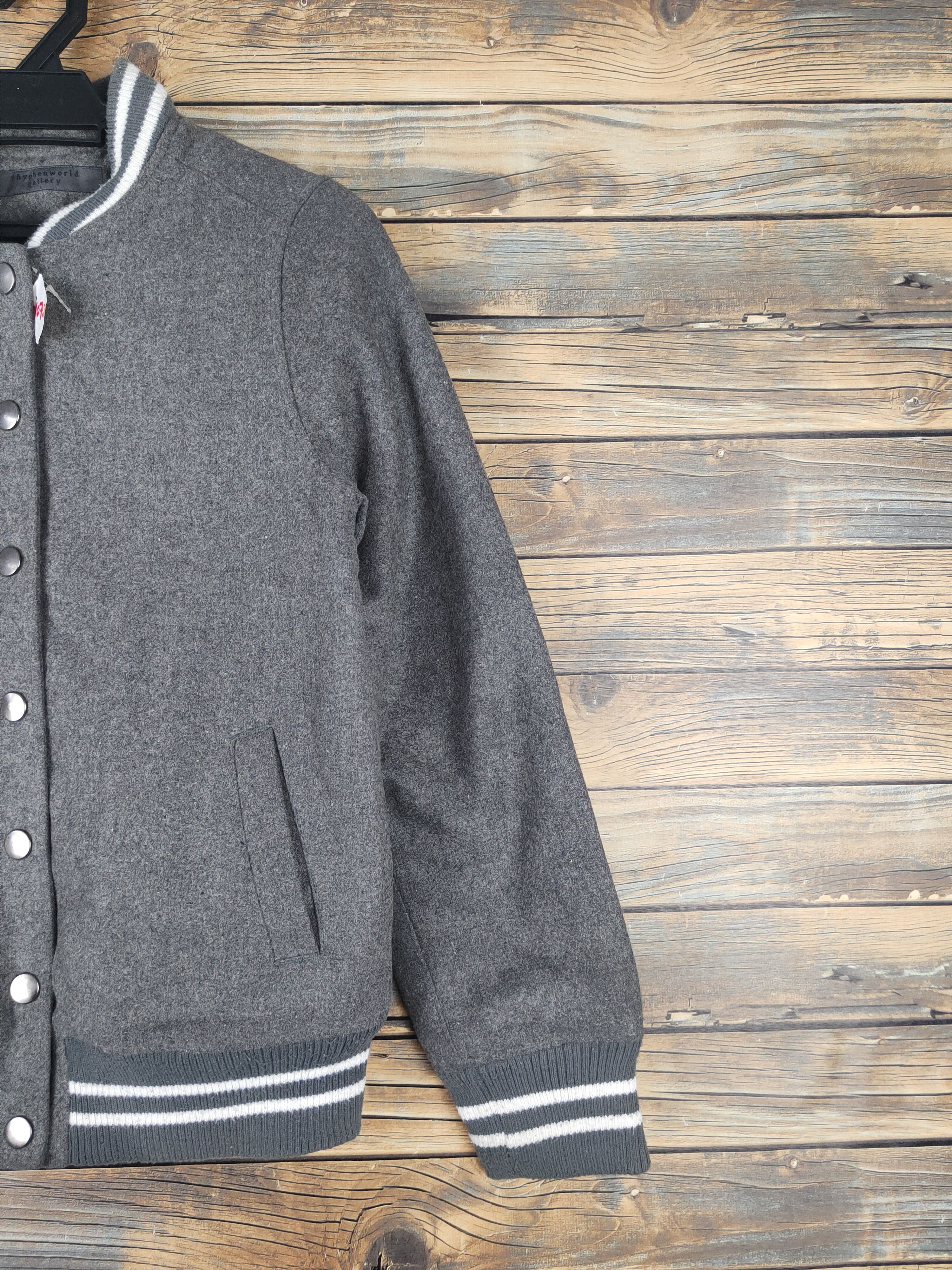 Japanese Brand E Hypen World Gallery Gray Varsity Jackets #W1072 Size US S / EU 44-46 / 1 - 5 Thumbnail