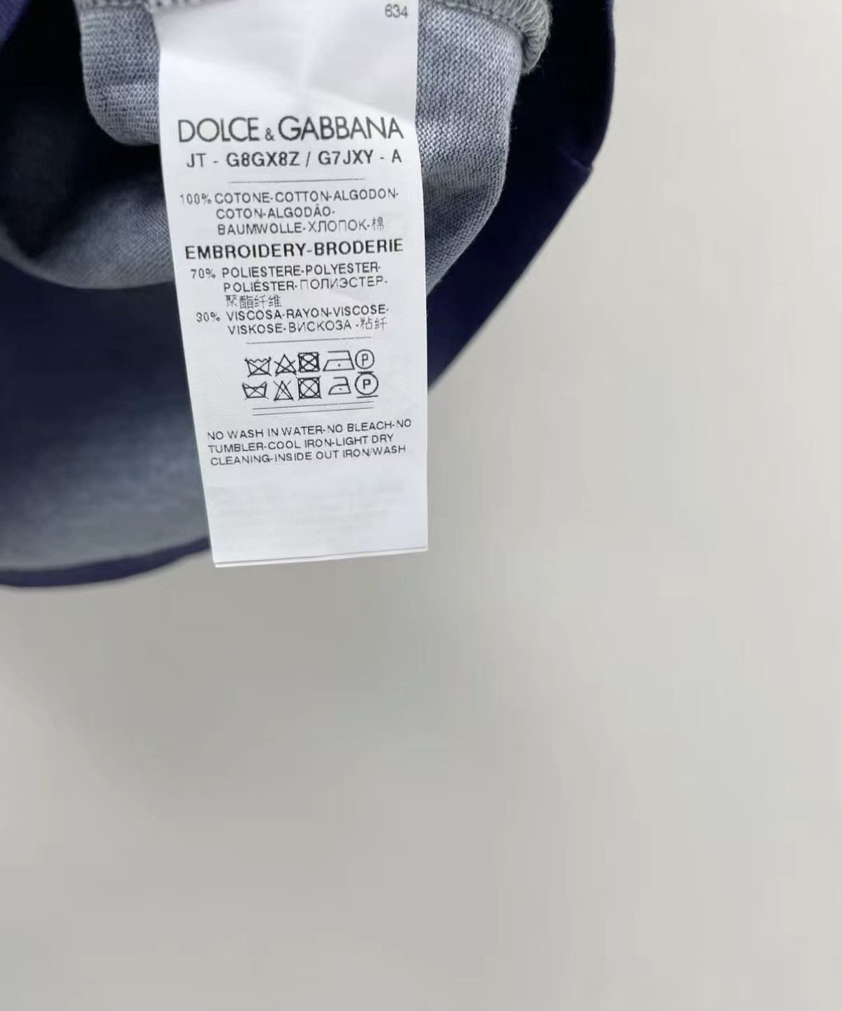 Dolce & Gabbana Dolce&Gabbana (DG) Heavy Craft Short Sleeve T-shirt J30 Size US M / EU 48-50 / 2 - 7 Thumbnail
