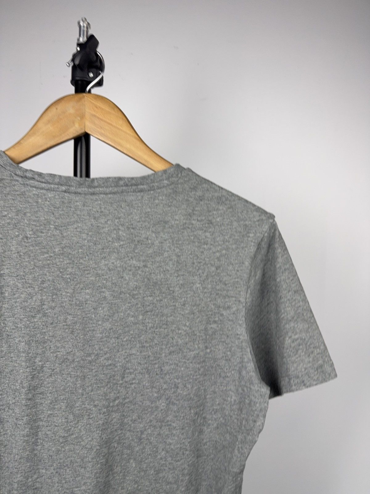 Diesel Luxury 00s Diesel Grey V-Neck T-Shirt Minimal Logo Size US M / EU 48-50 / 2 - 8 Thumbnail