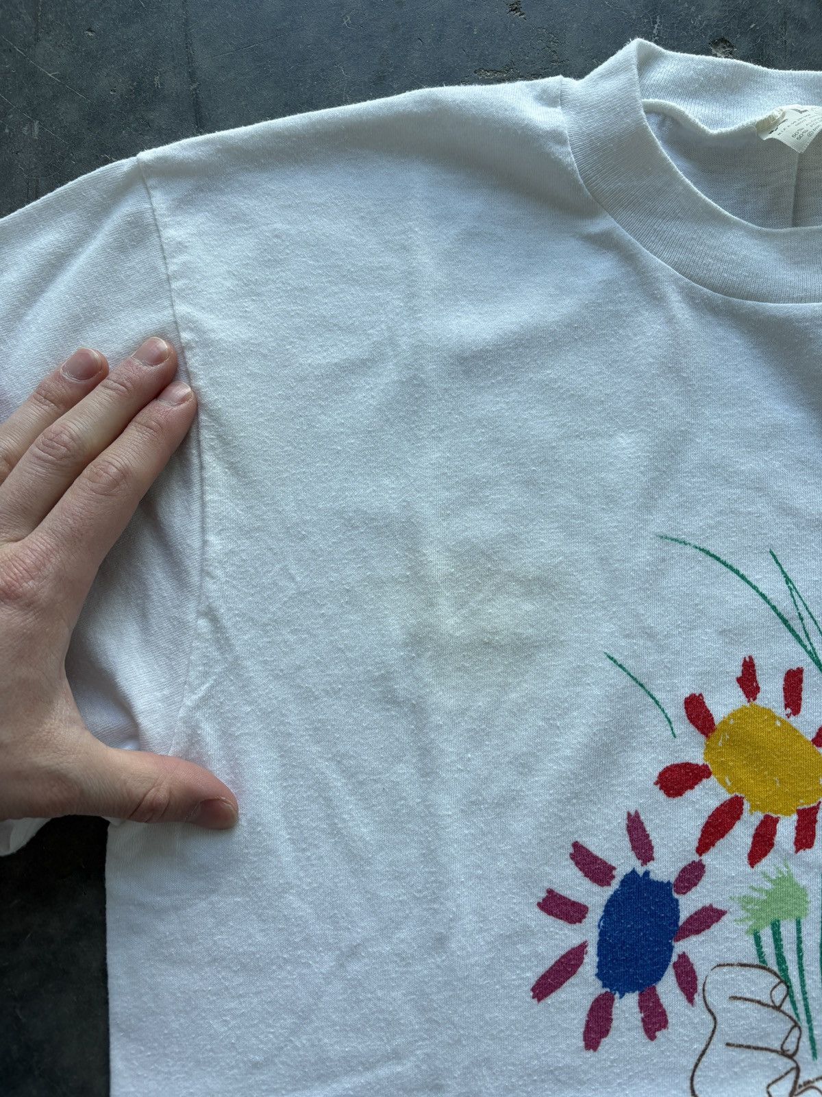 Vintage Vintage 1990 Picasso Bouquet of Flowers Graphic Tee Size US M / EU 48-50 / 2 - 5 Thumbnail