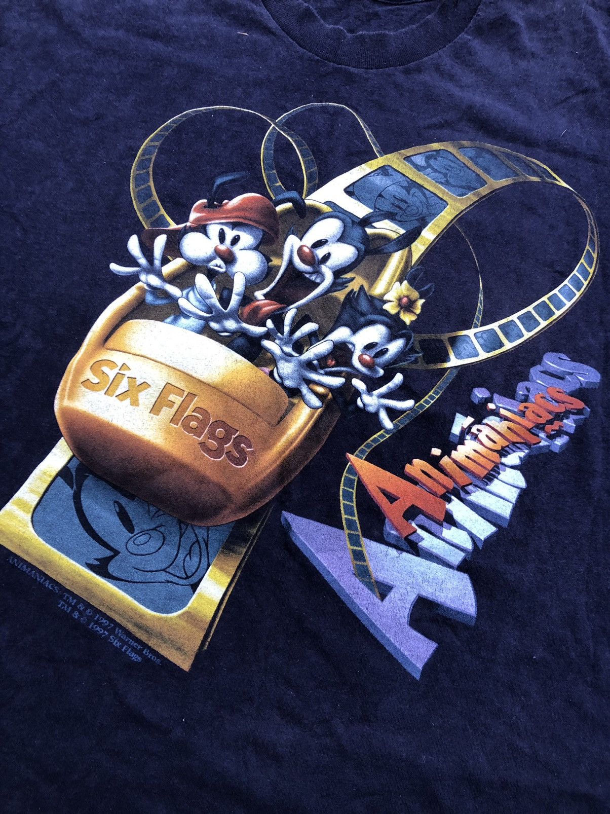 Vintage × Warner Bros VINTAGE 1997 SIX FLAGS WARNER BROS TEE Size US XL / EU 56 / 4 - 2 Thumbnail
