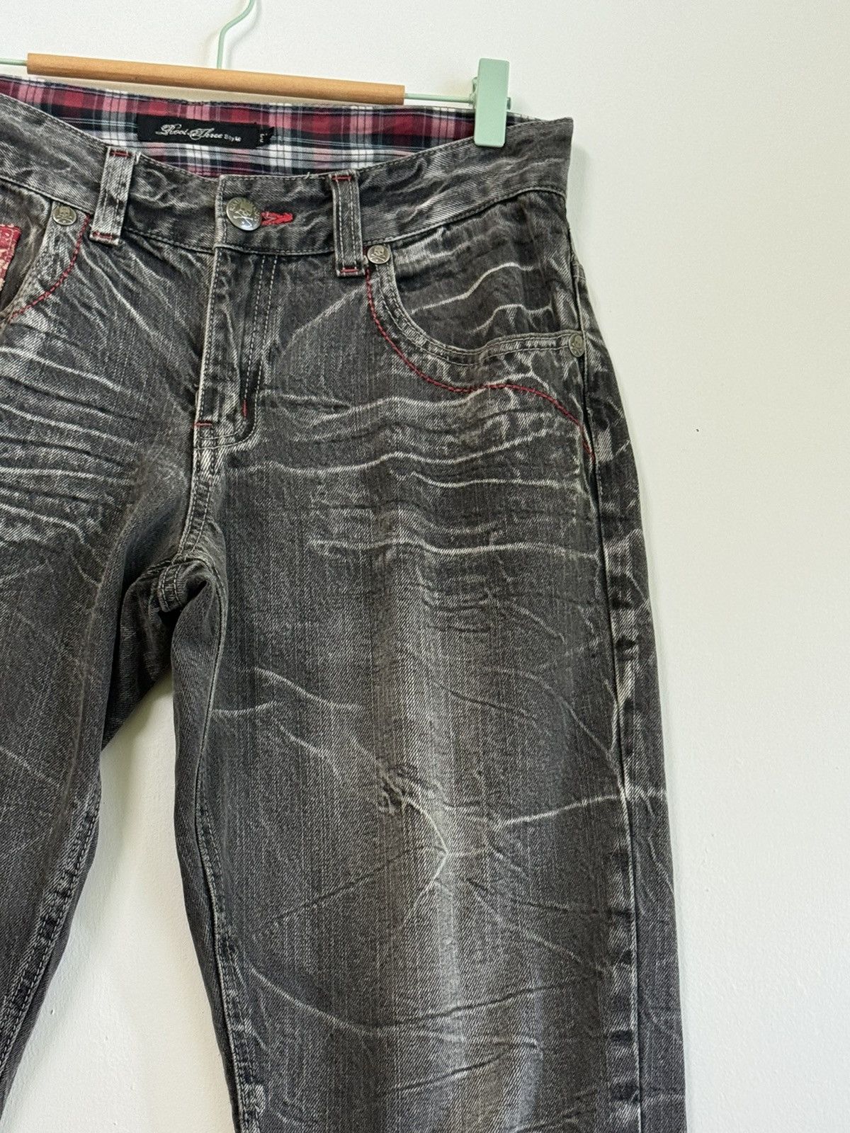 If Six Was Nine × Japanese Brand × Le Grande Bleu (L.G.B.) ROOT THREE CLAWS MARK DISTRESSED THUNDERS DENIM Size US 31 - 5 Thumbnail